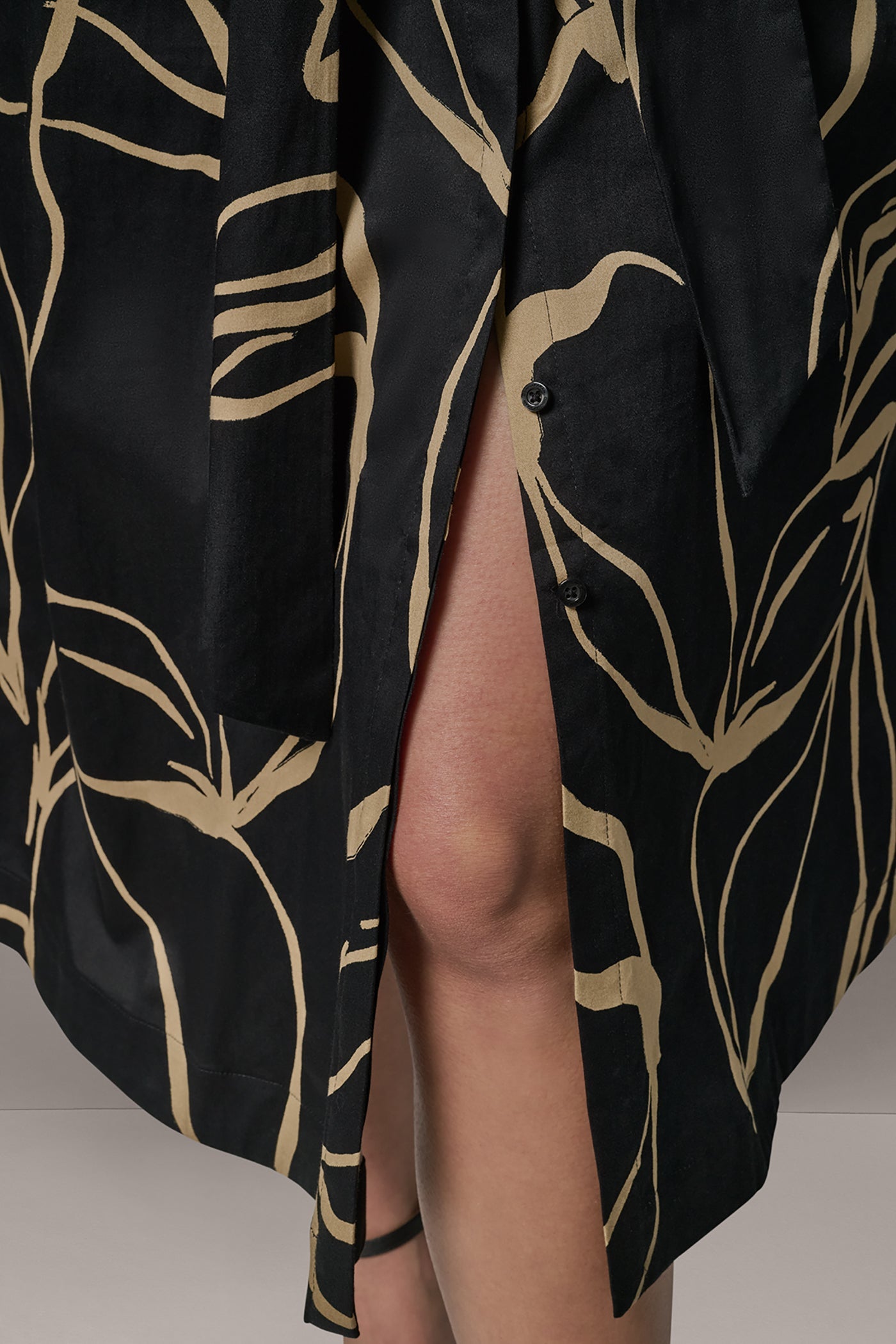 Black /Fawn SLEEVELESS PRINT MIDI DRESS Donna Karan