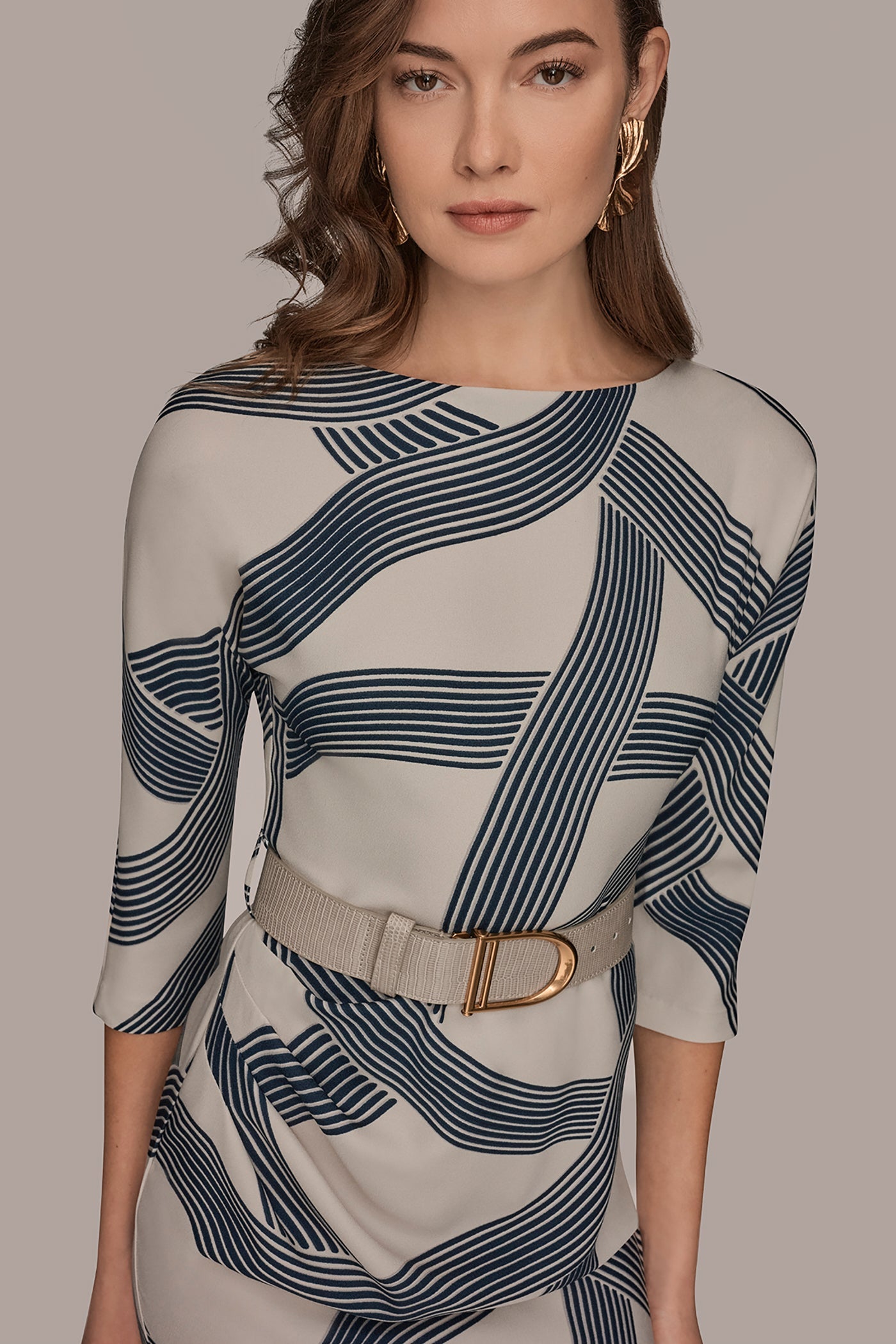 VELLUM/NIGHTFALL PRINTED 3/4 SLEEVE SHEATH DRESS Donna Karan