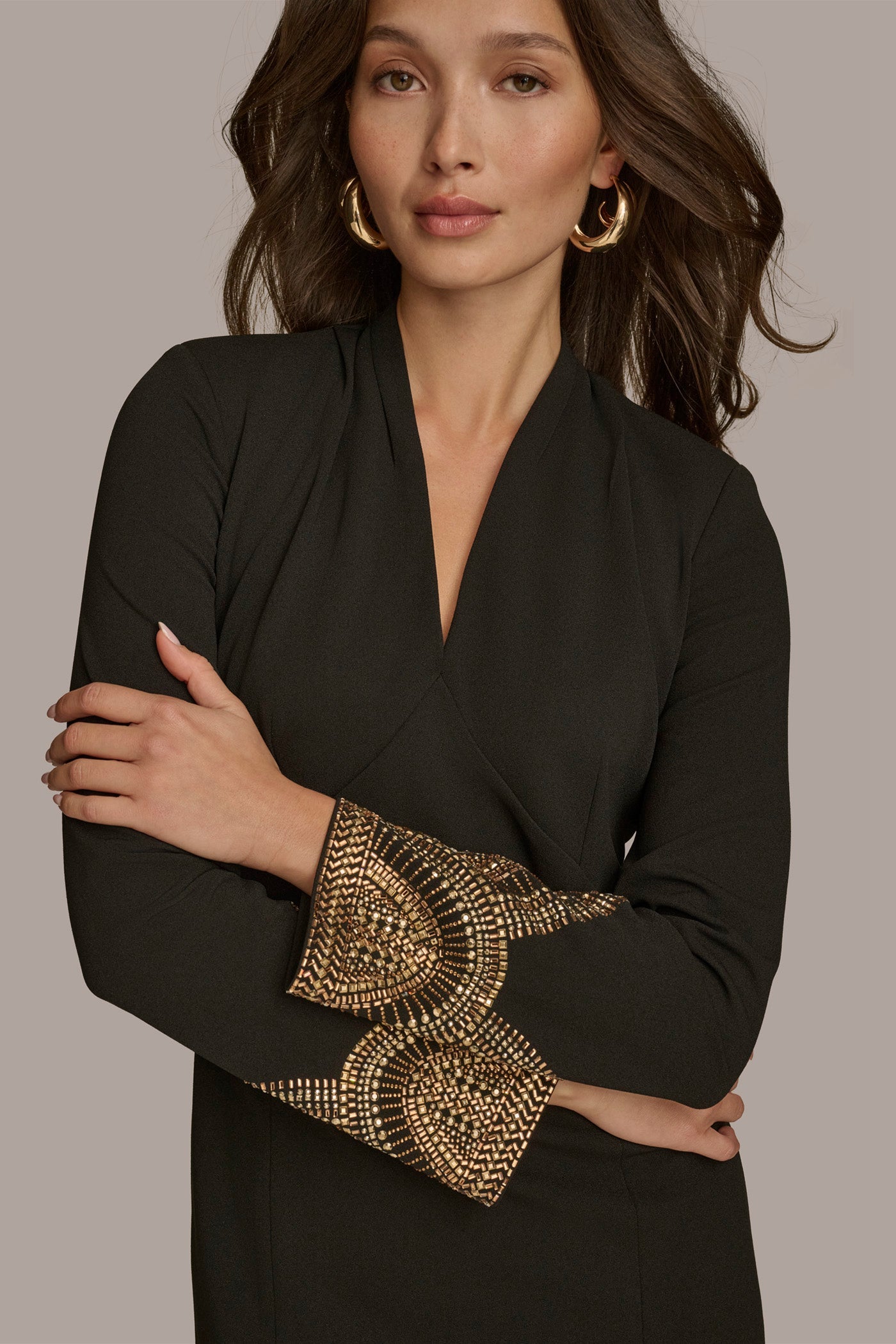 BLACK/GOLD LONG SLEEVE V-NECK SHEATH DRESS Donna Karan
