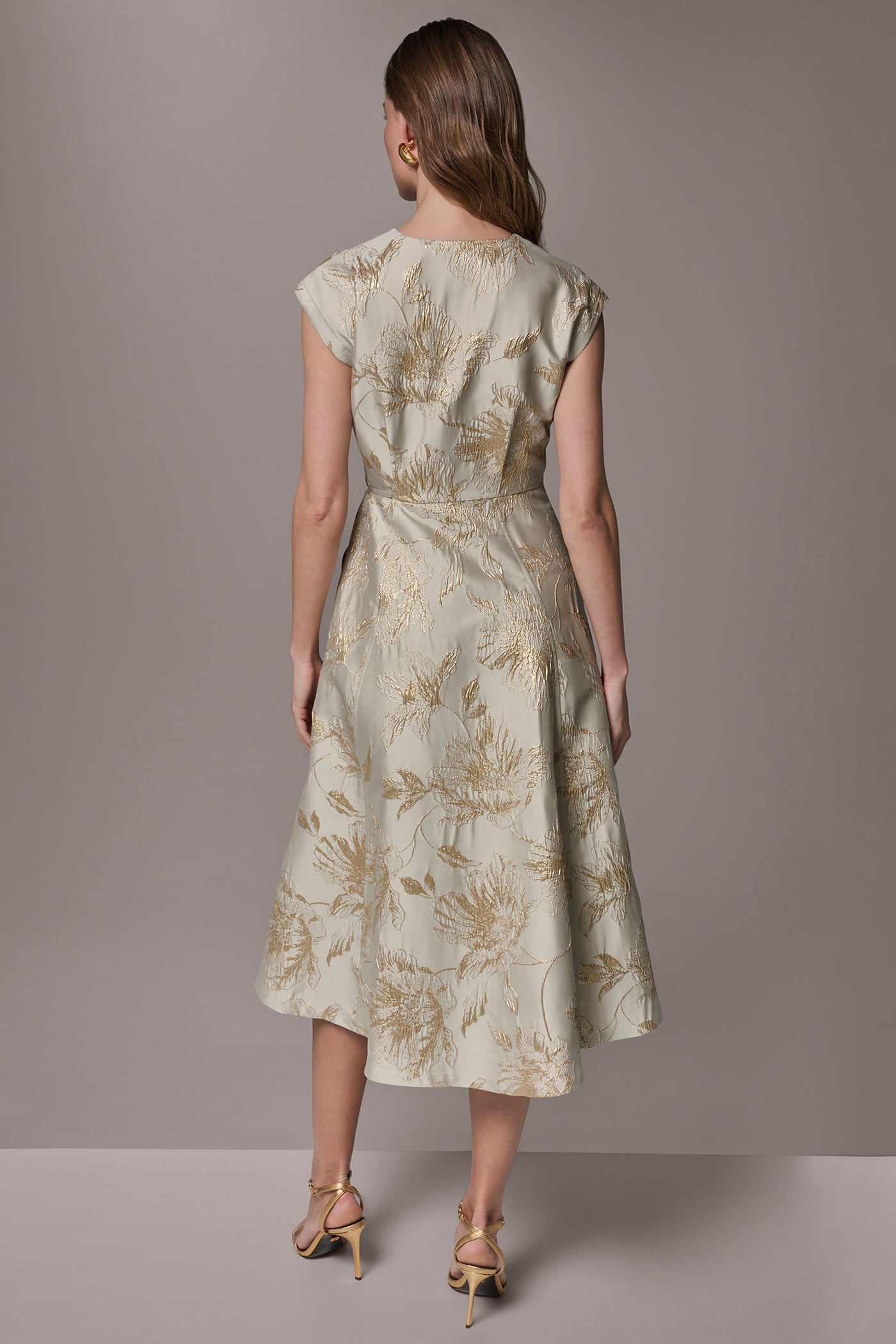 Turin/Tuscan Grey FLORAL-JACQUARD MIDI WRAP DRESS Donna Karan