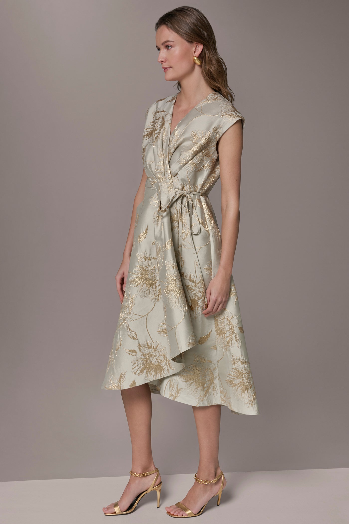 Turin/Tuscan Grey FLORAL-JACQUARD MIDI WRAP DRESS Donna Karan