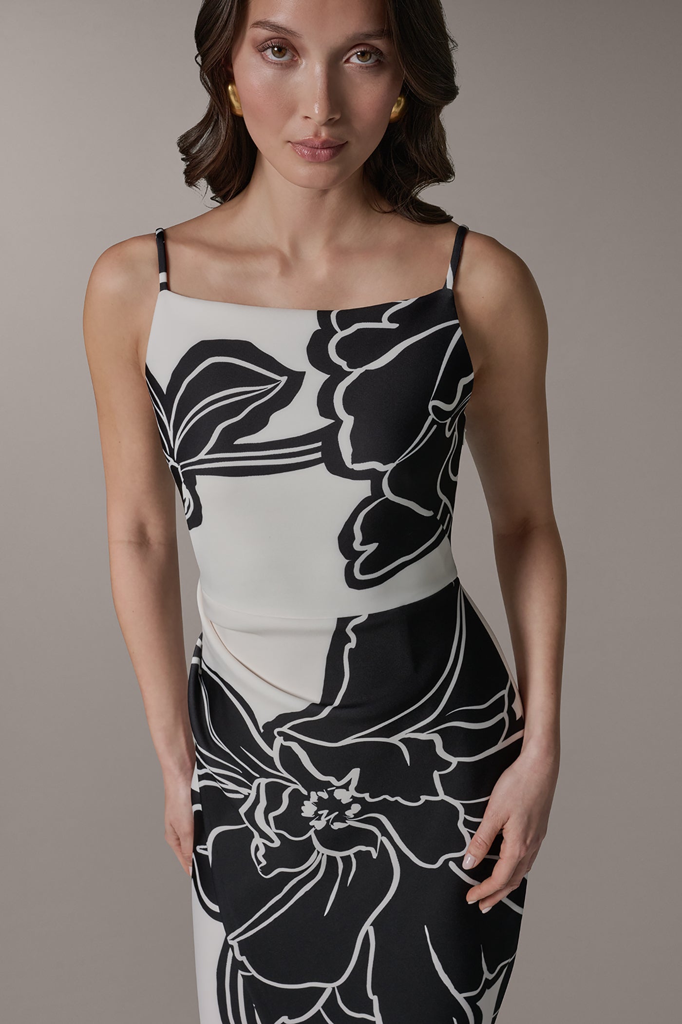 Cream/Black SLEEVELESS TWO-TONE FLORAL MIDI SHEATH DRESS Donna Karan