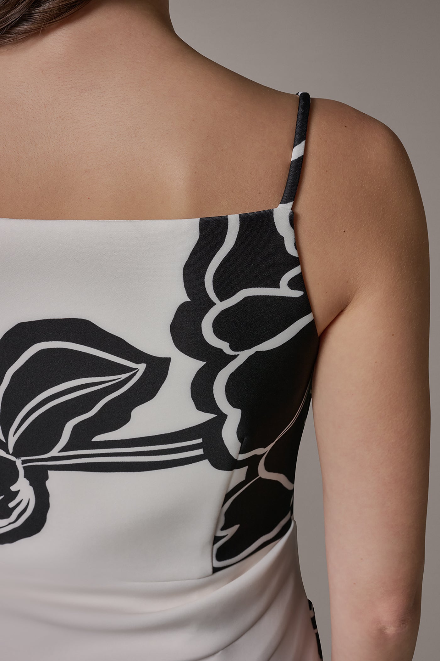 Cream/Black SLEEVELESS TWO-TONE FLORAL MIDI SHEATH DRESS Donna Karan