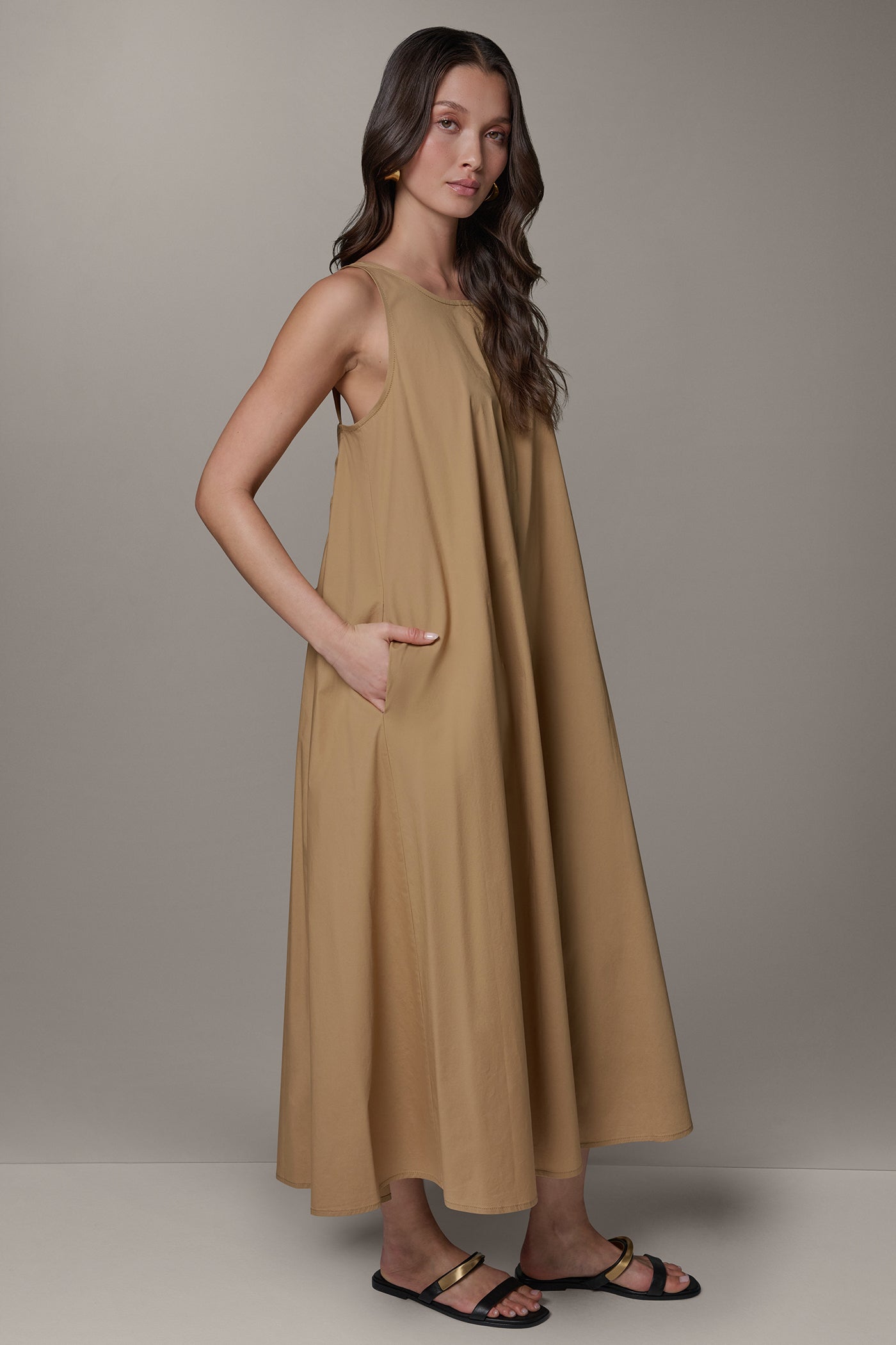 Fawn SLEEVELESS MAXI TRAPEZE DRESS Donna Karan
