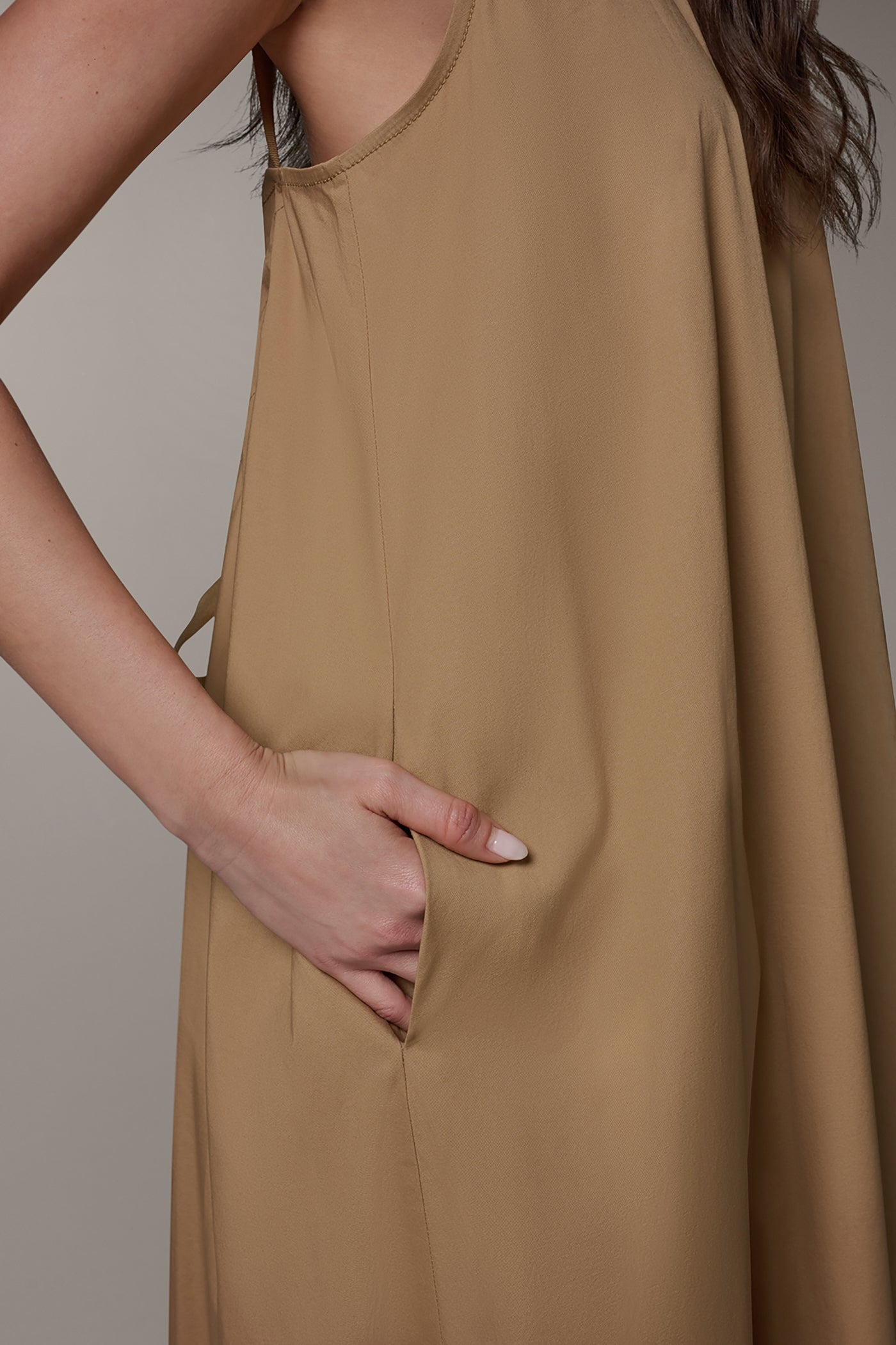 Fawn SLEEVELESS MAXI TRAPEZE DRESS Donna Karan