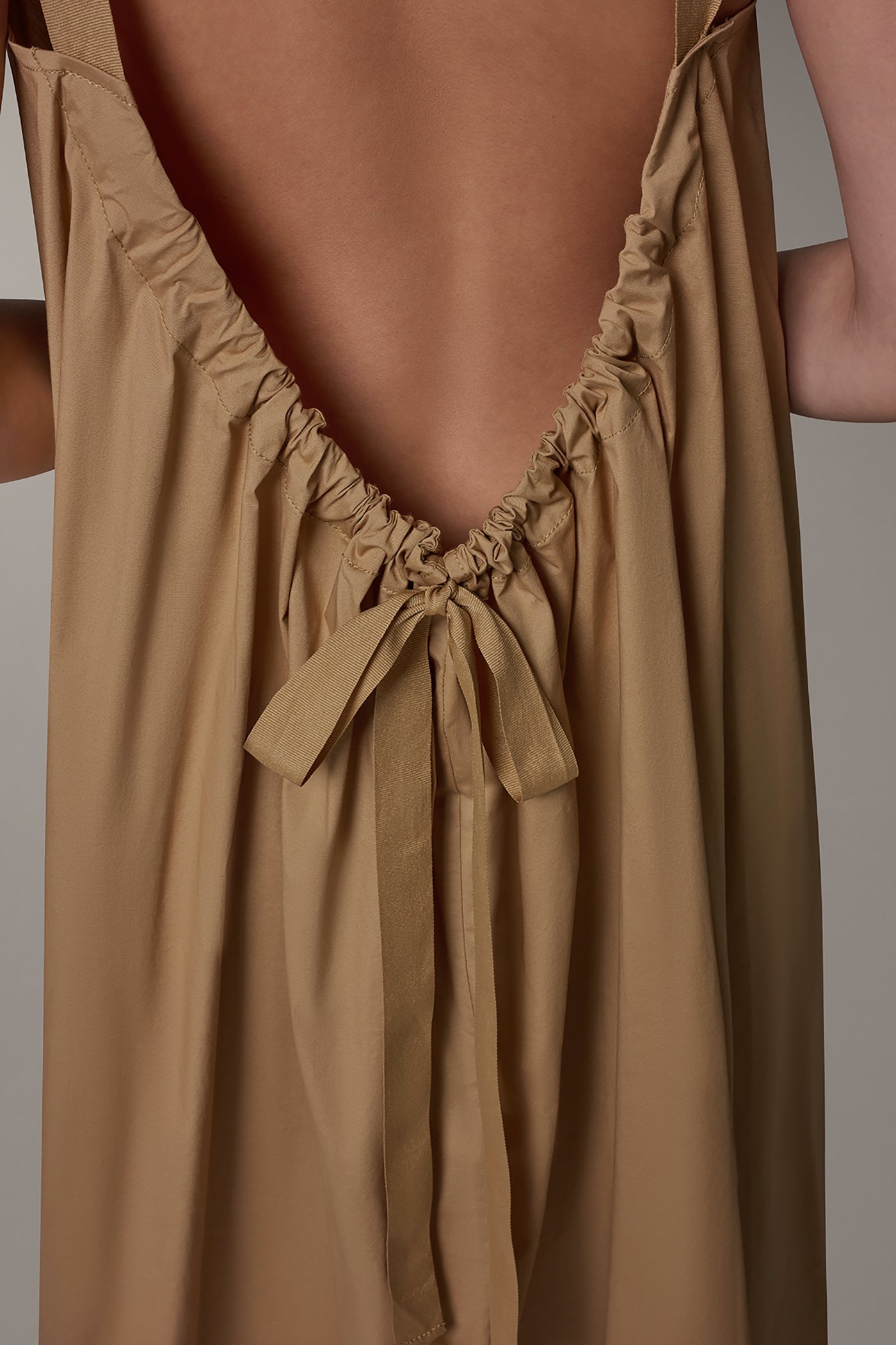 Fawn SLEEVELESS MAXI TRAPEZE DRESS Donna Karan