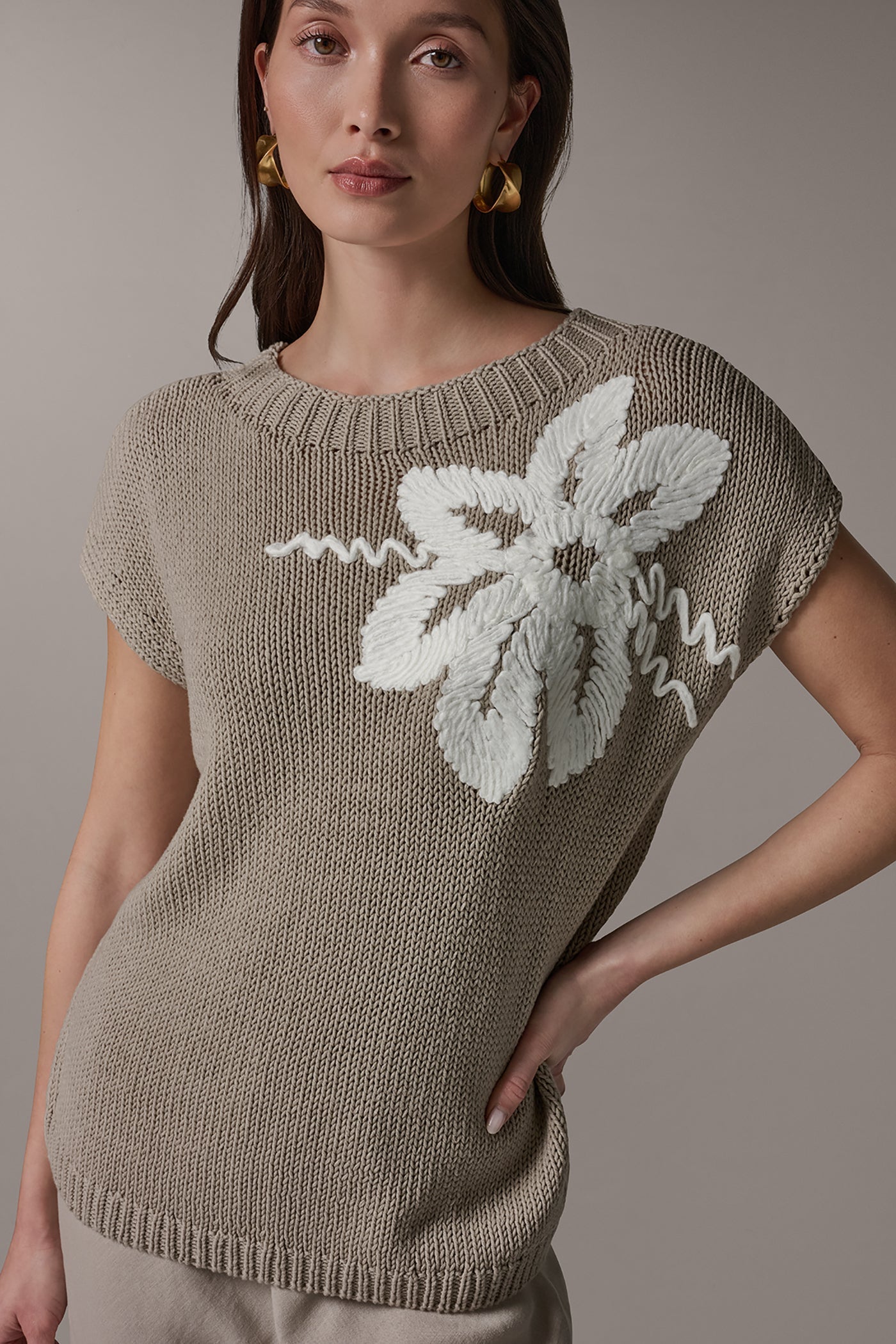 Sandstone/Cream SLEEVELESS FLORAL SWEATER Donna Karan