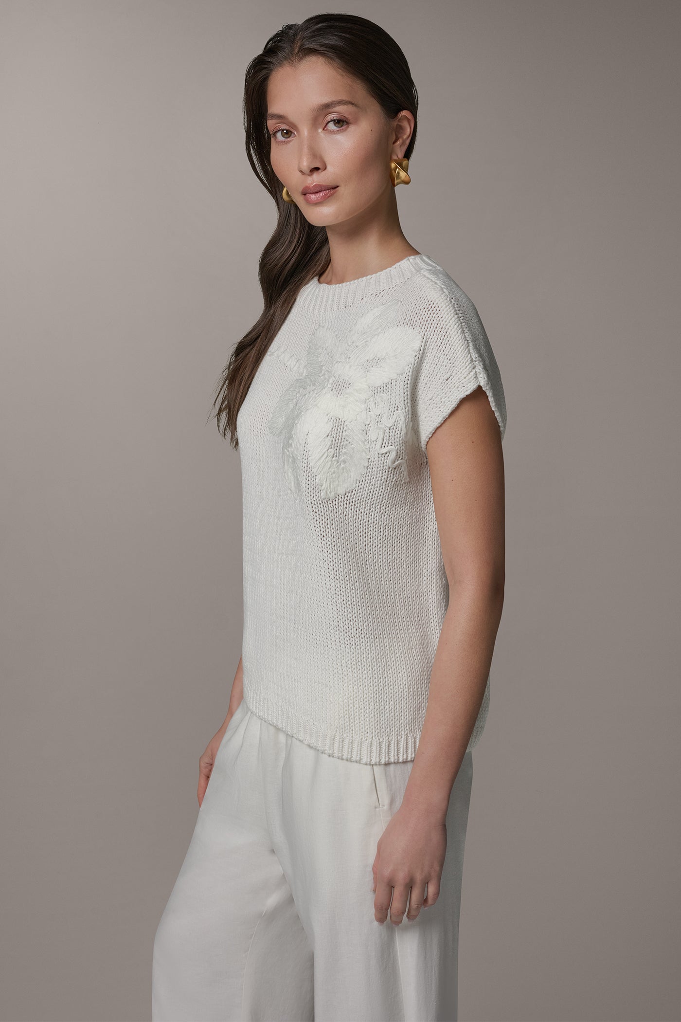 Cream SLEEVELESS FLORAL SWEATER Donna Karan