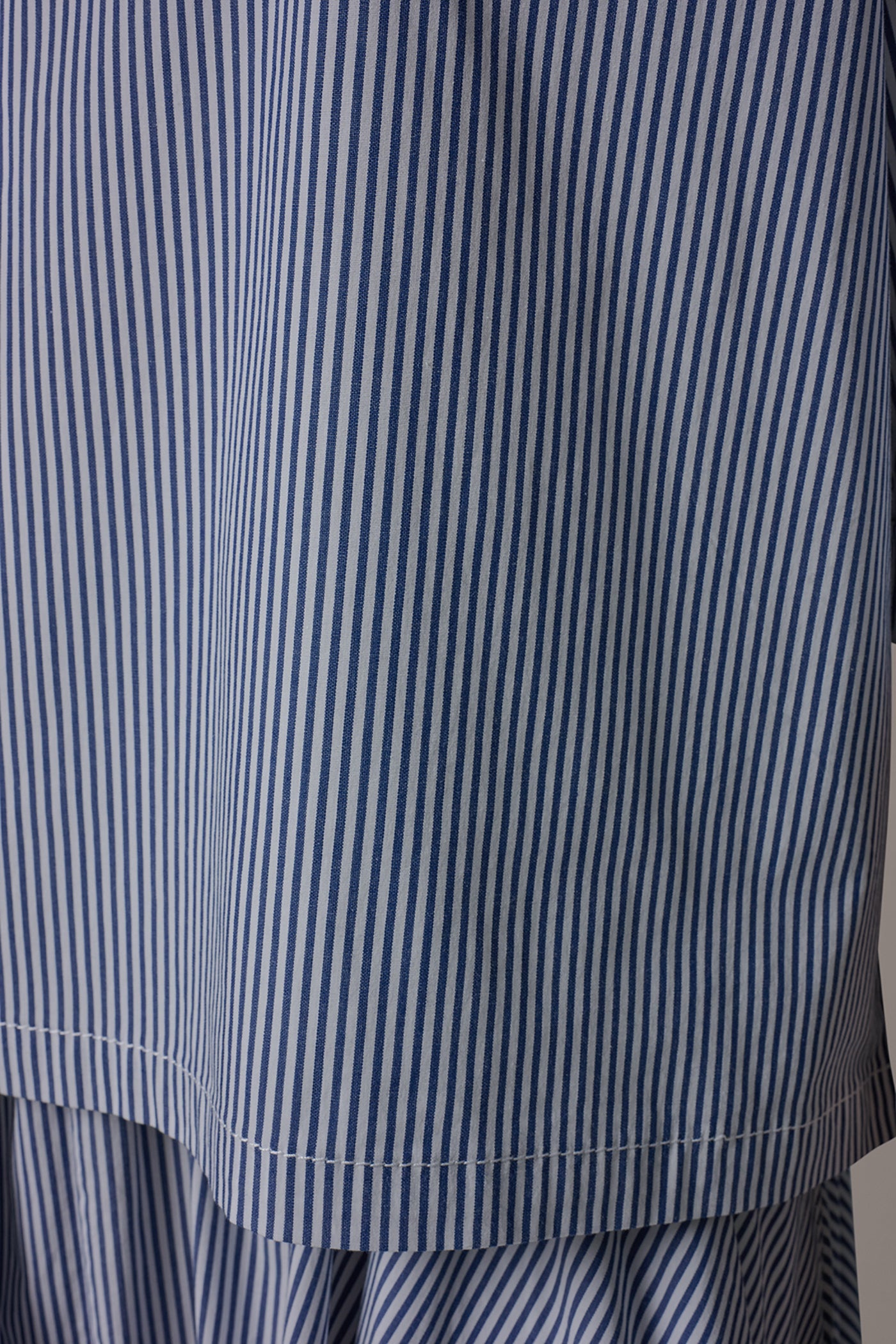 Nightfall/Cream 3/4 SLEEVE STRIPE BLOUSE Donna Karan