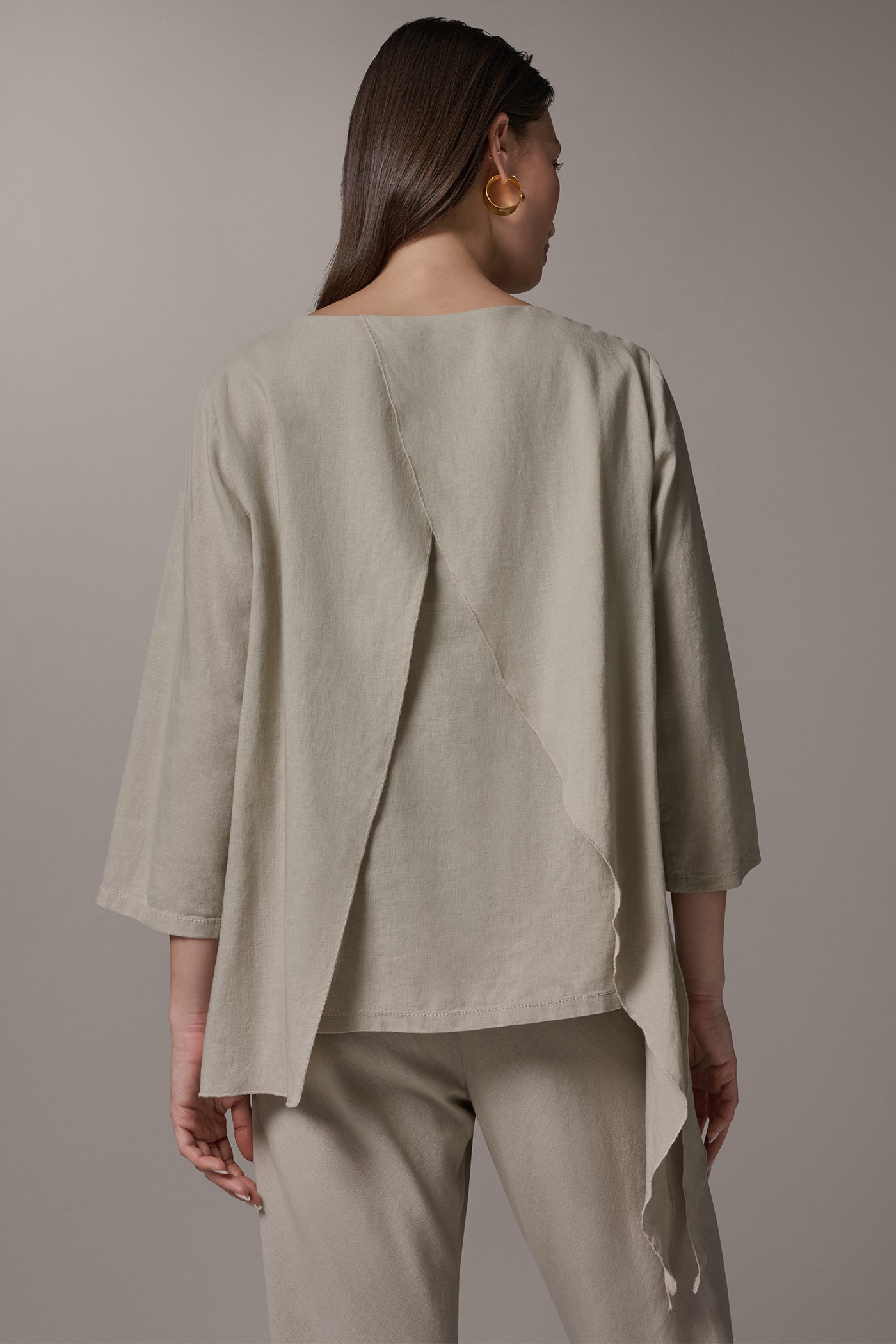 Sandstone 3/4 SLEEVE OVERLAY BLOUSE Donna Karan