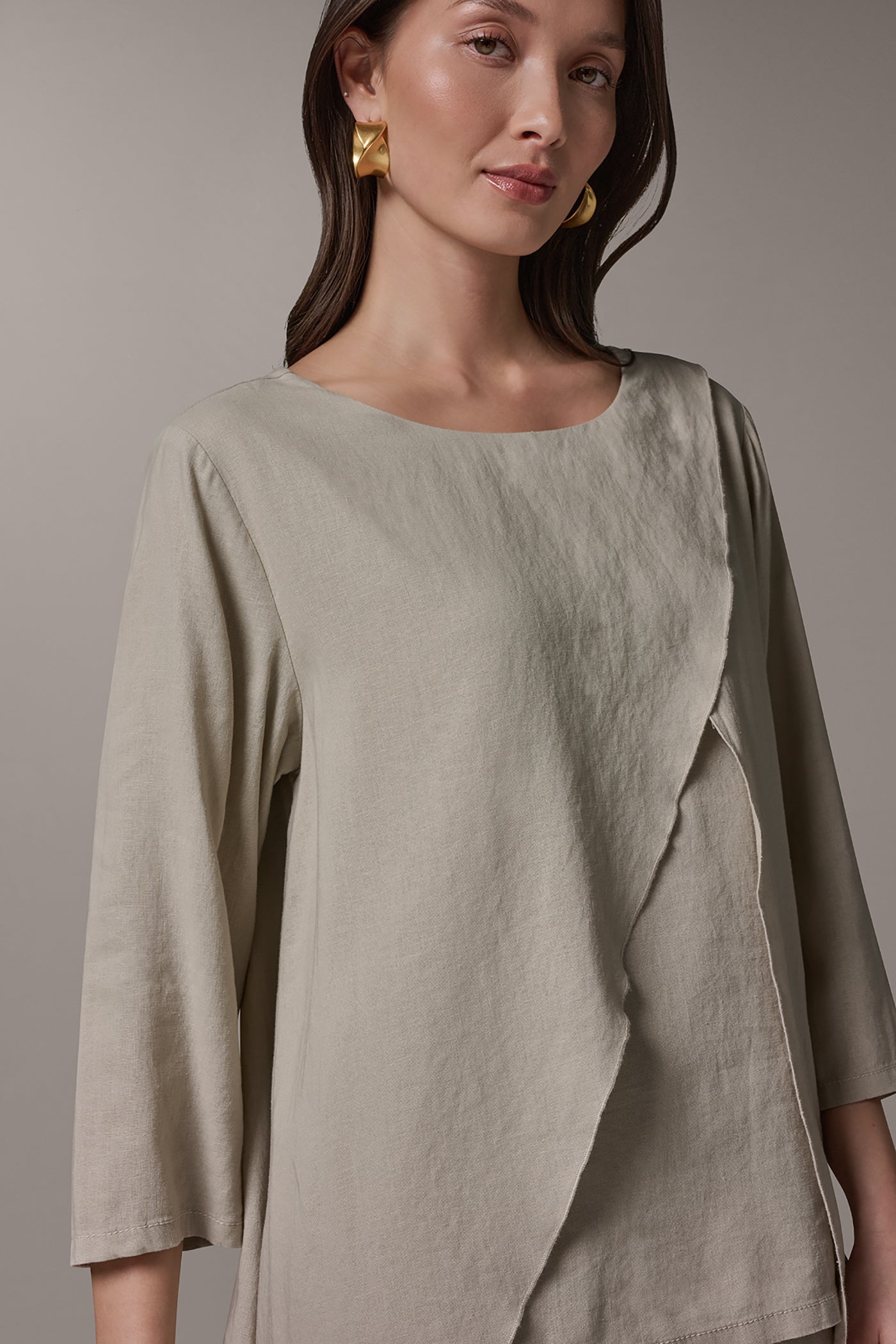 Sandstone 3/4 SLEEVE OVERLAY BLOUSE Donna Karan