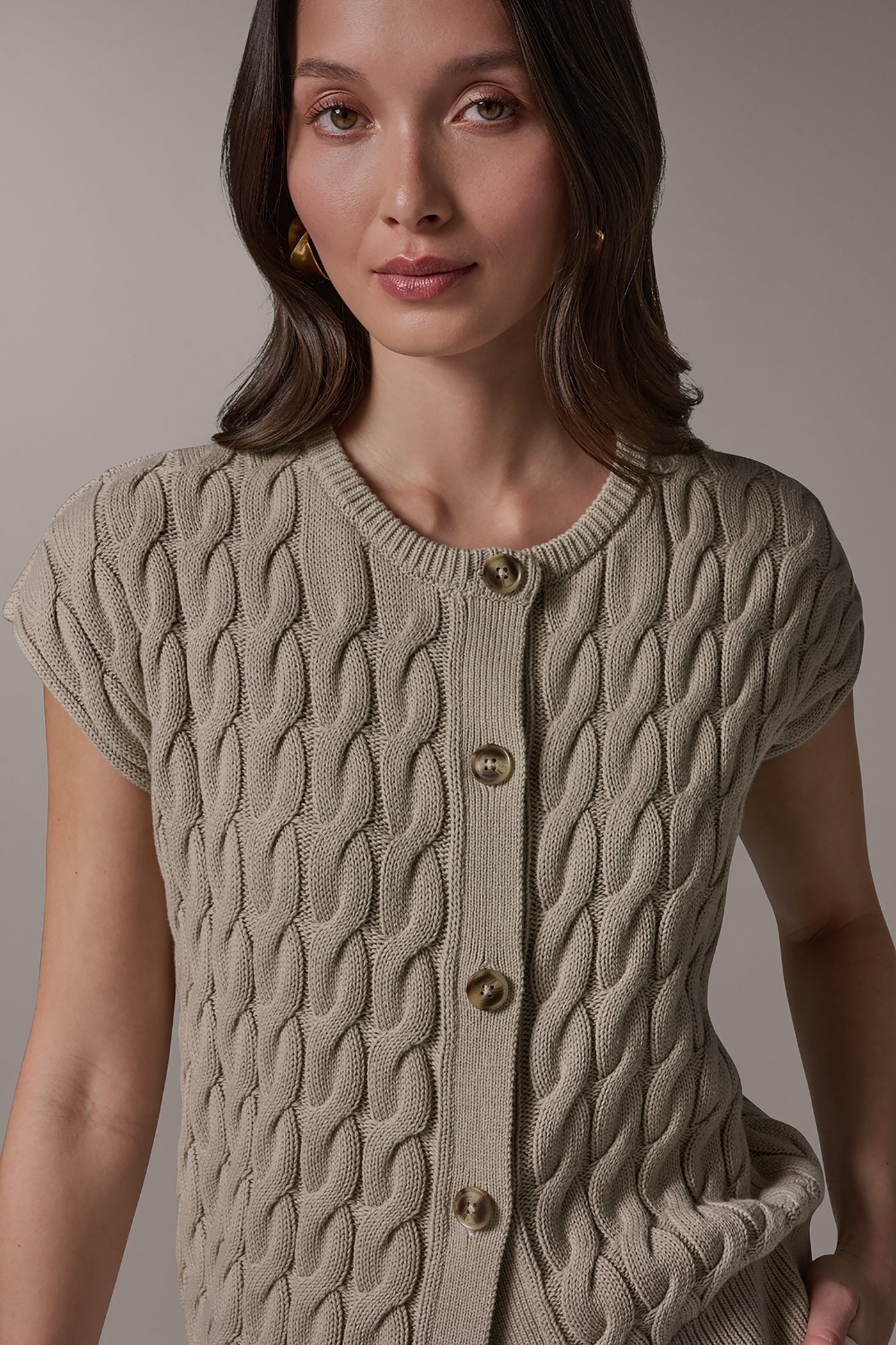Sandstone SLEEVELESS CABLE KNIT VEST Donna Karan