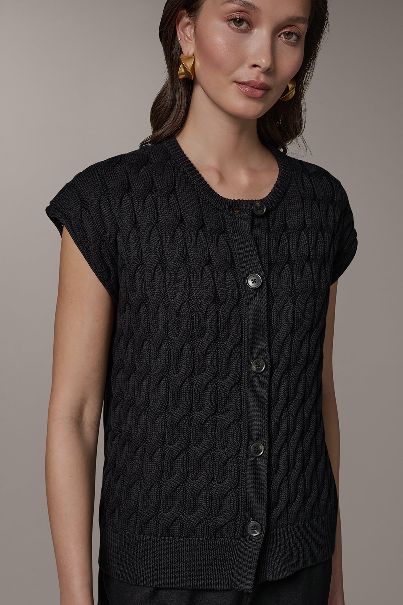 Black SLEEVELESS CABLE KNIT VEST Donna Karan