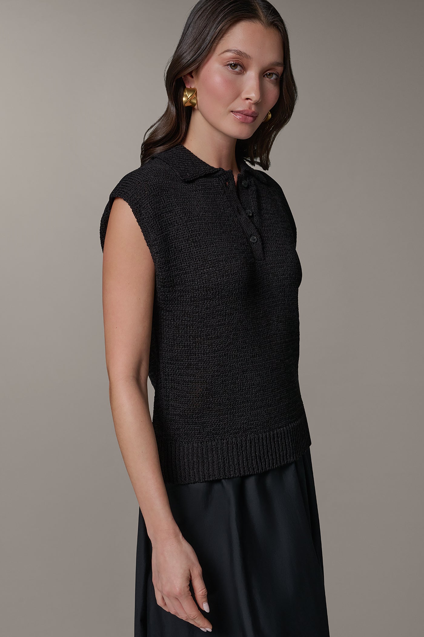 Black SLEEVELESS POLO SWEATER Donna Karan