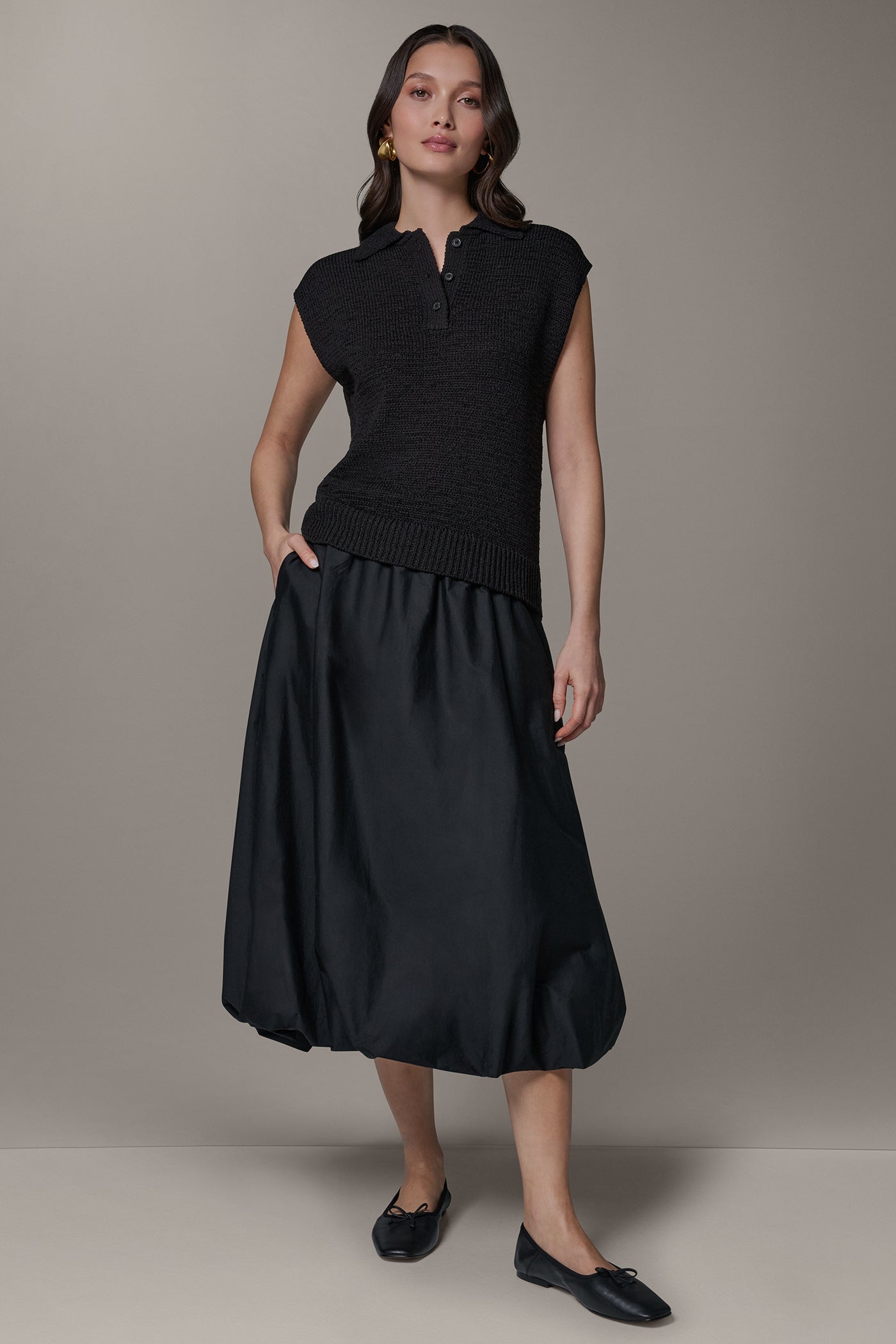 Black SLEEVELESS POLO SWEATER Donna Karan