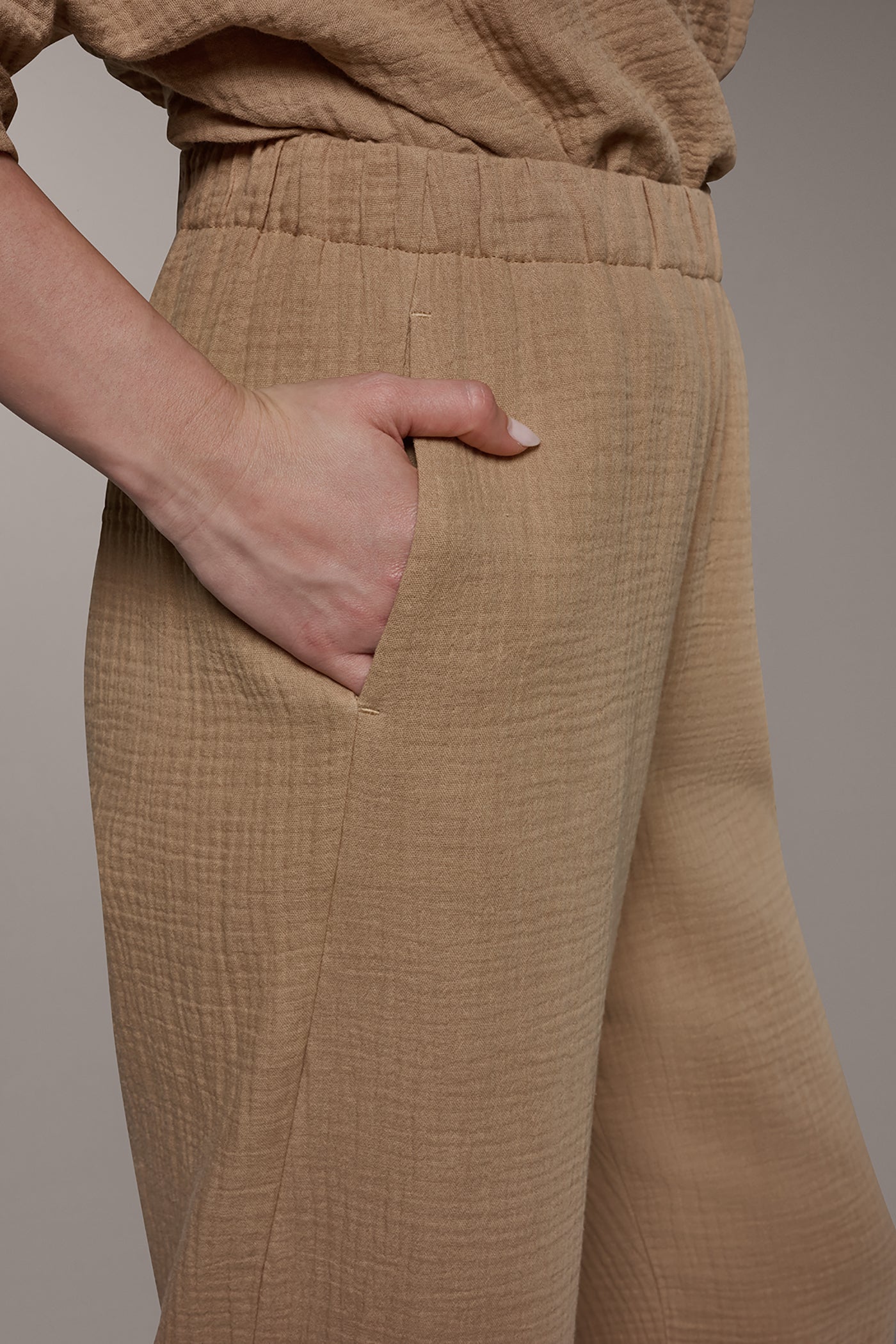 FAWN MID-RISE STRAIGHT-LEG PANT Donna Karan