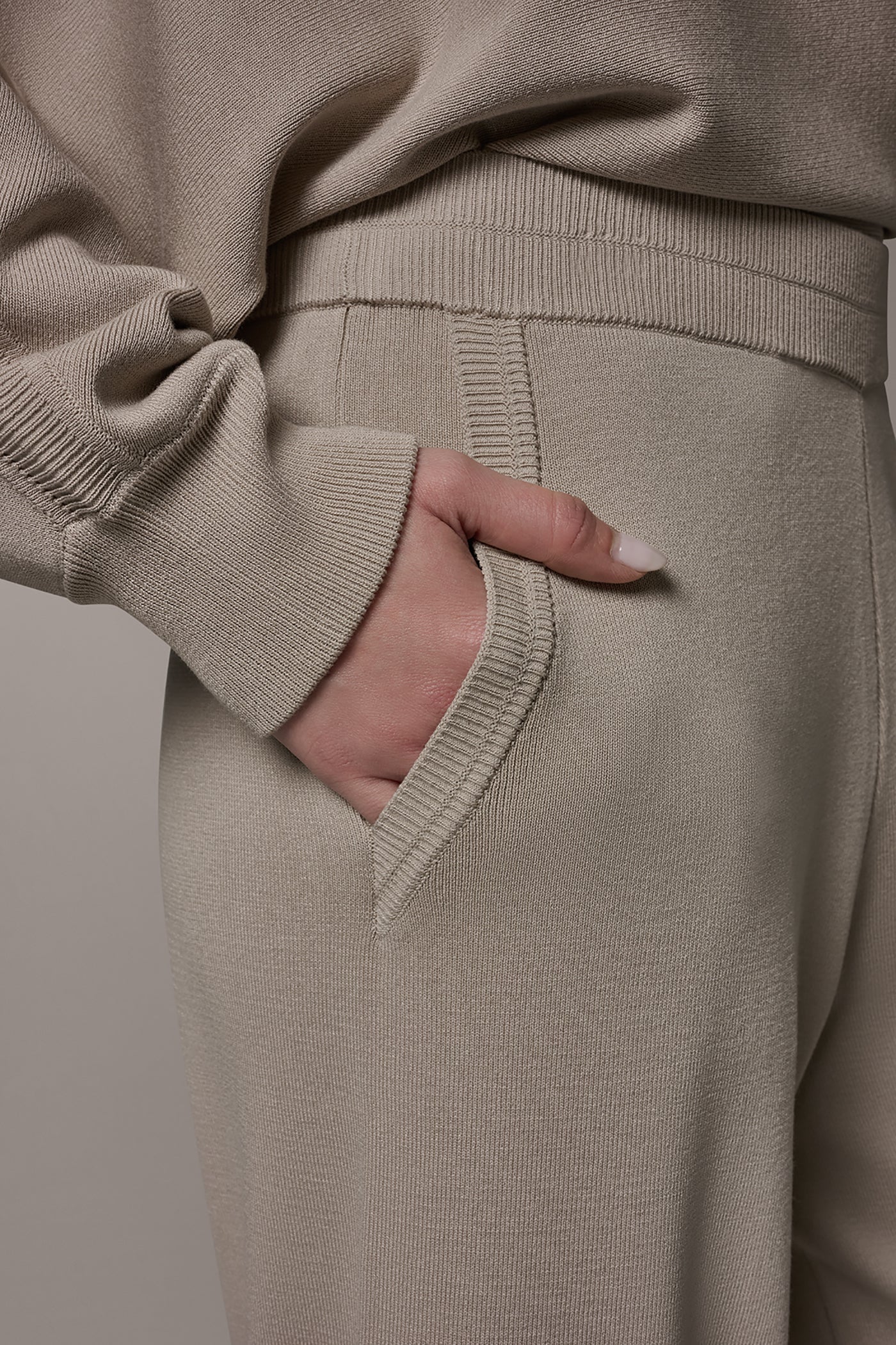 Sandstone PULL ON PANT Donna Karan
