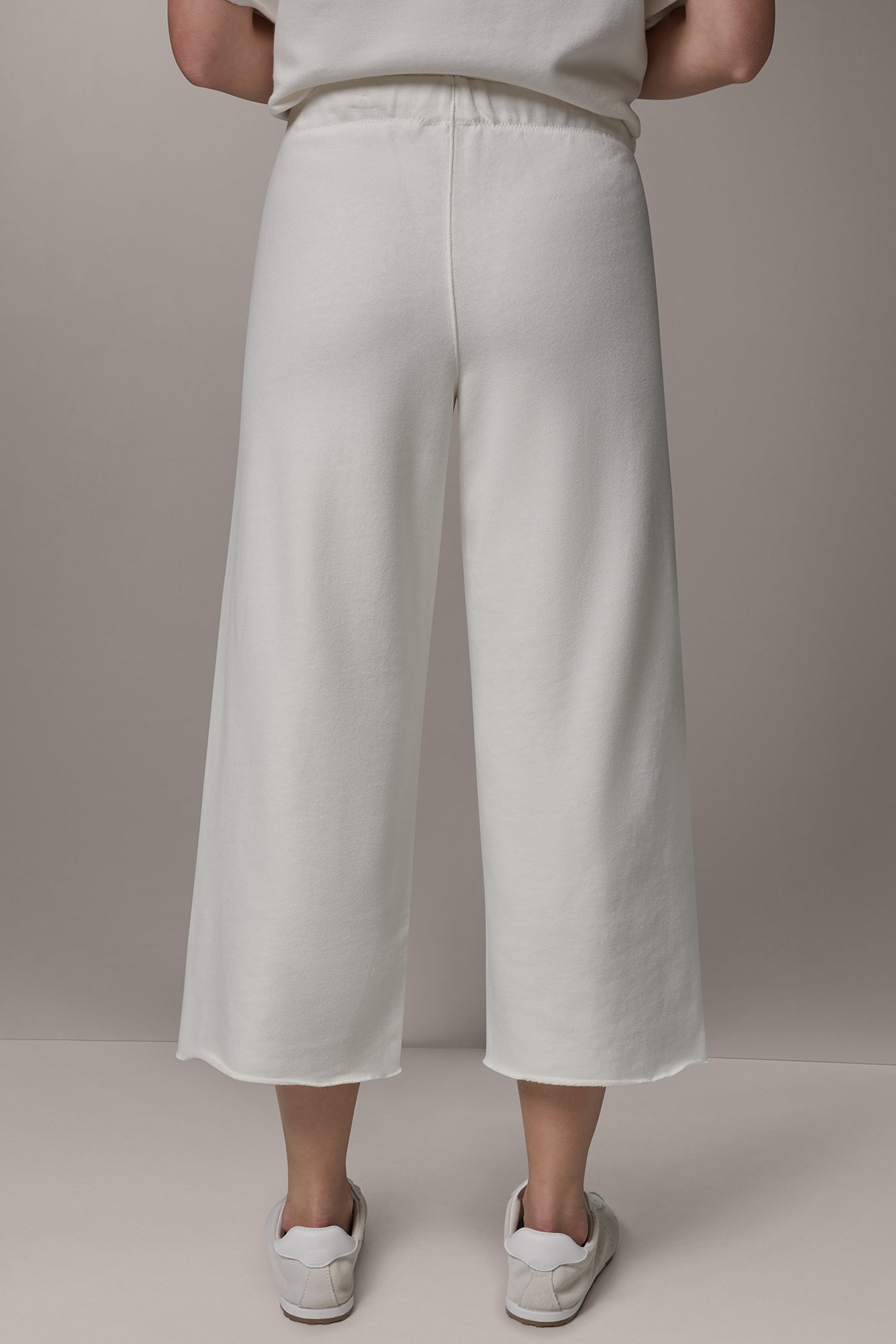 Cream MID-RISE STRAIGHT-LEG CAPRI PANT Donna Karan