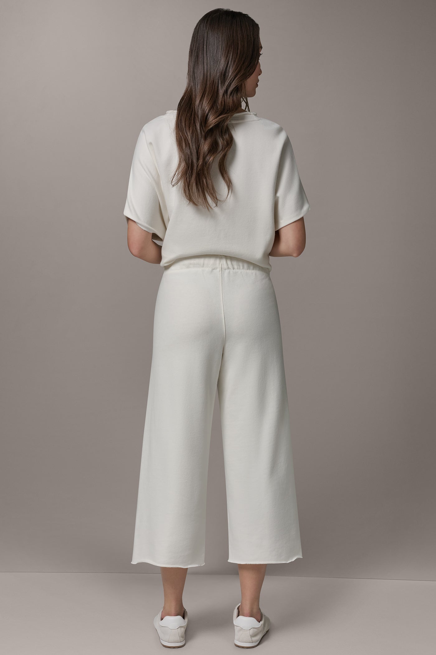 Cream MID-RISE STRAIGHT-LEG CAPRI PANT Donna Karan