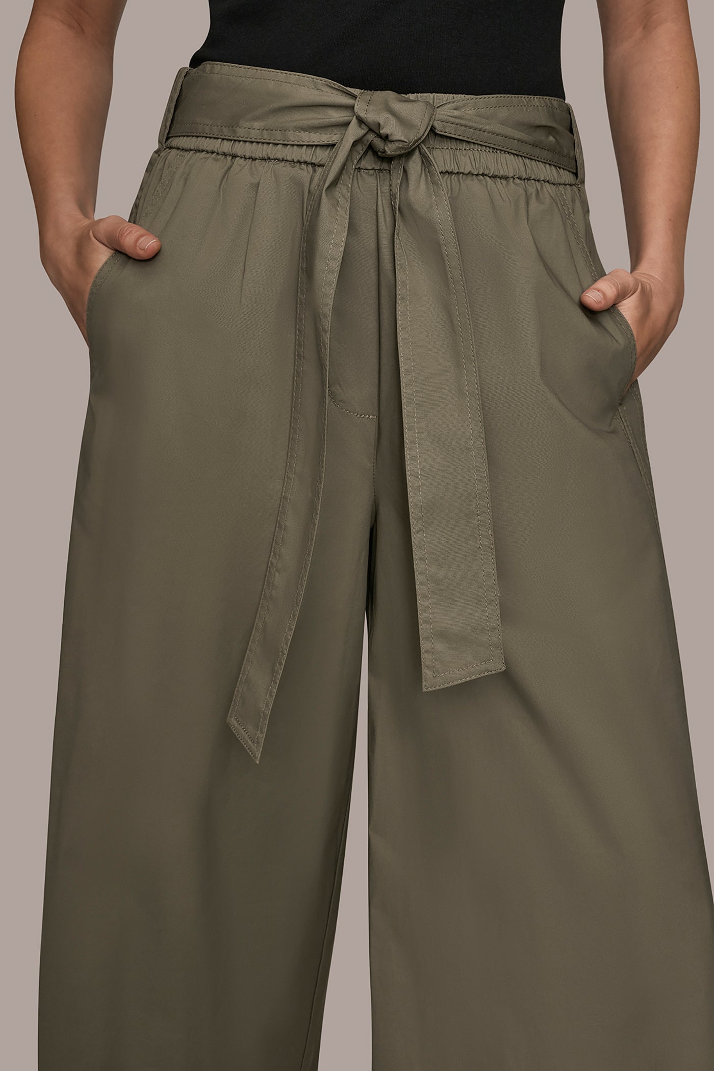 KHAKI GREEN CROPPED MID-RISE PANT Donna Karan