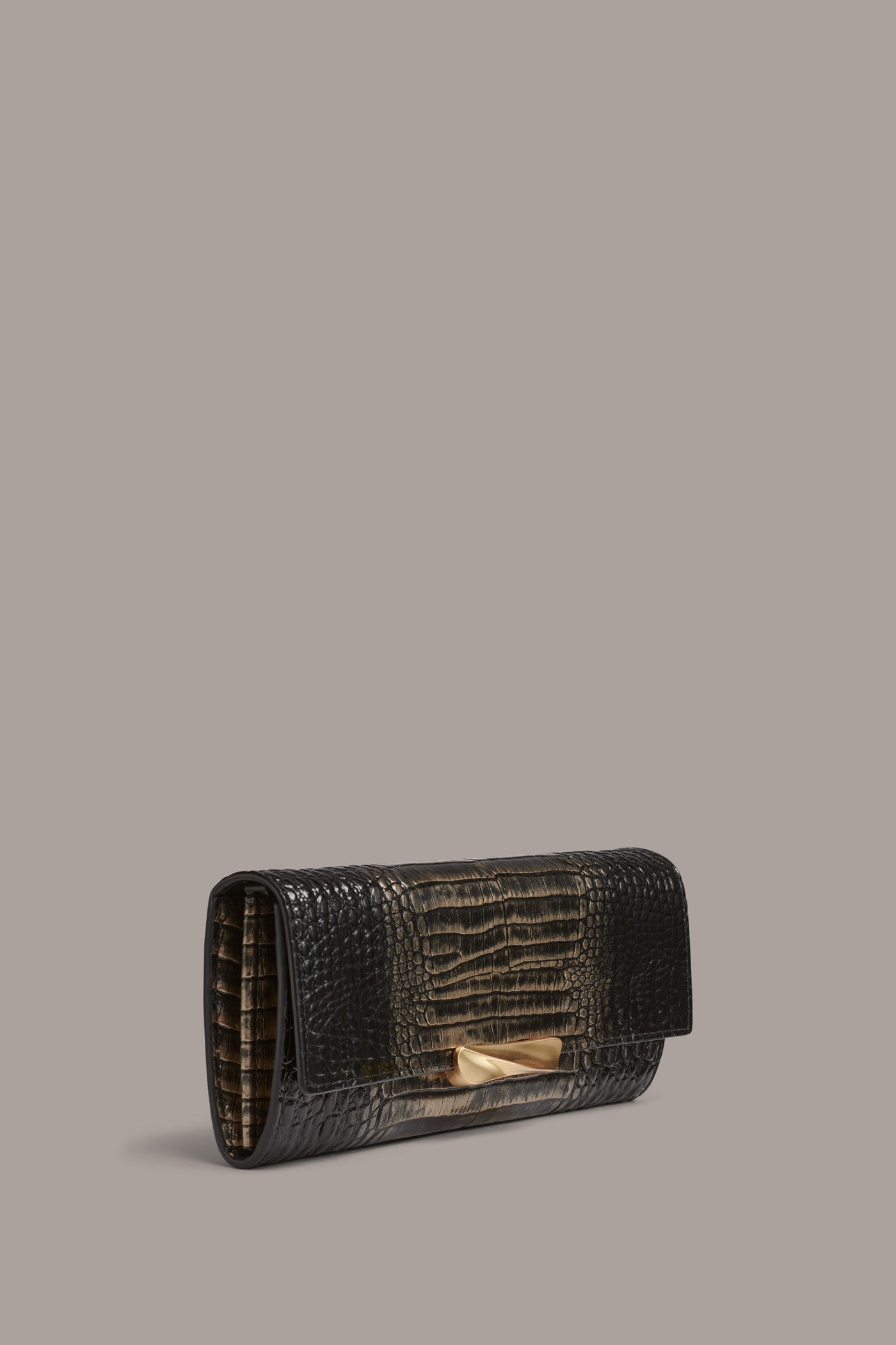 BLACK/GOLD AMAGANSETT METALLIC CROC-EFFECT FLAP WALLET Donna Karan