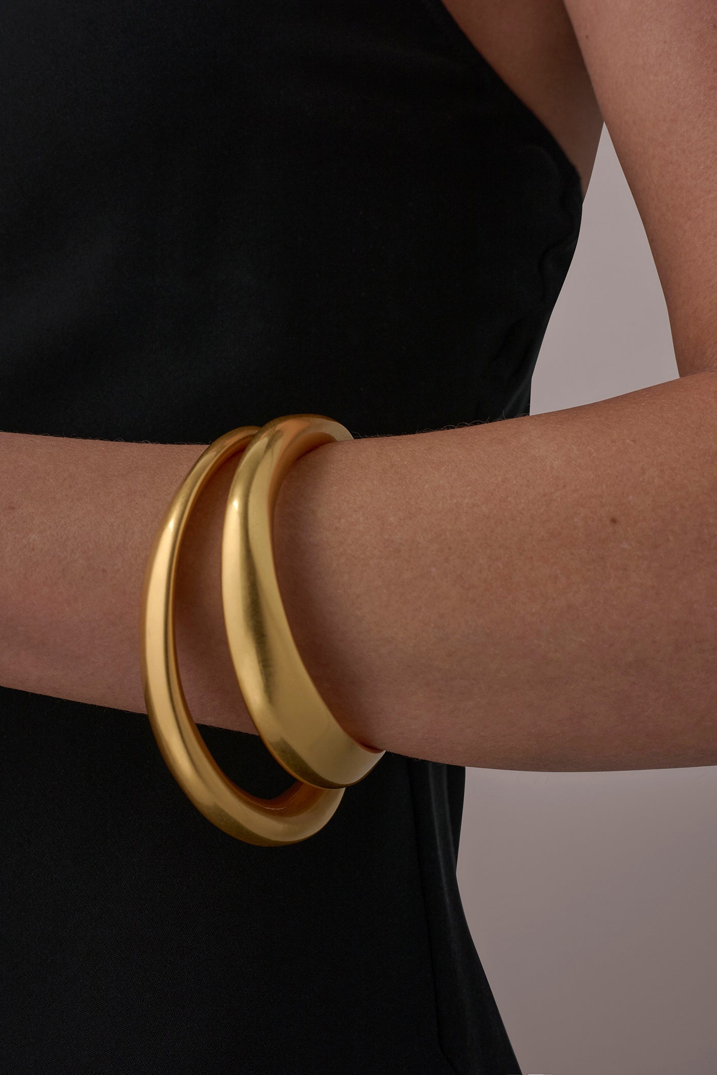 Gold ORGANIC MOLTEN BANGLE BRACELETS Donna Karan
