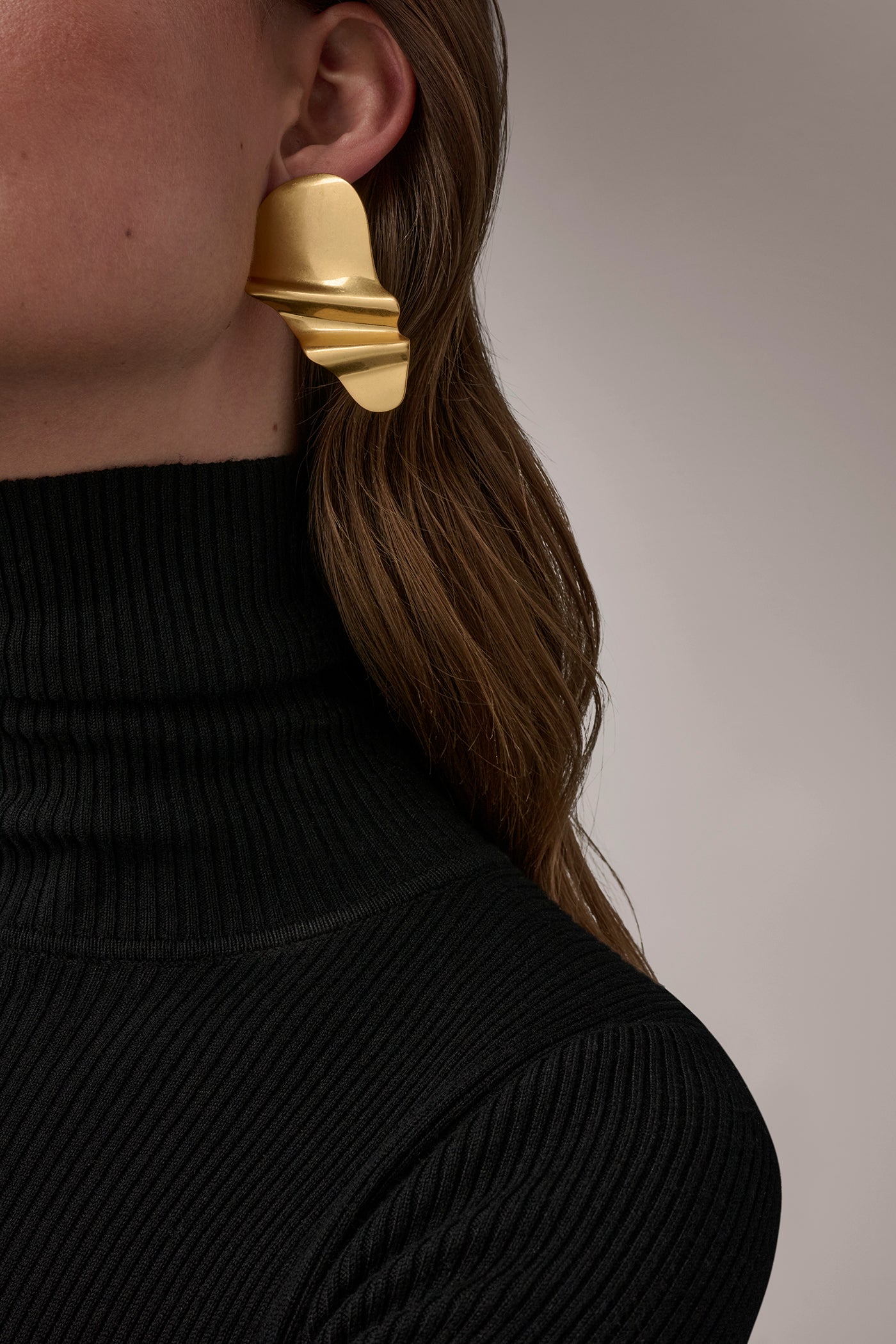 Gold OVERSIZED TWISTED STUD EARRING Donna Karan
