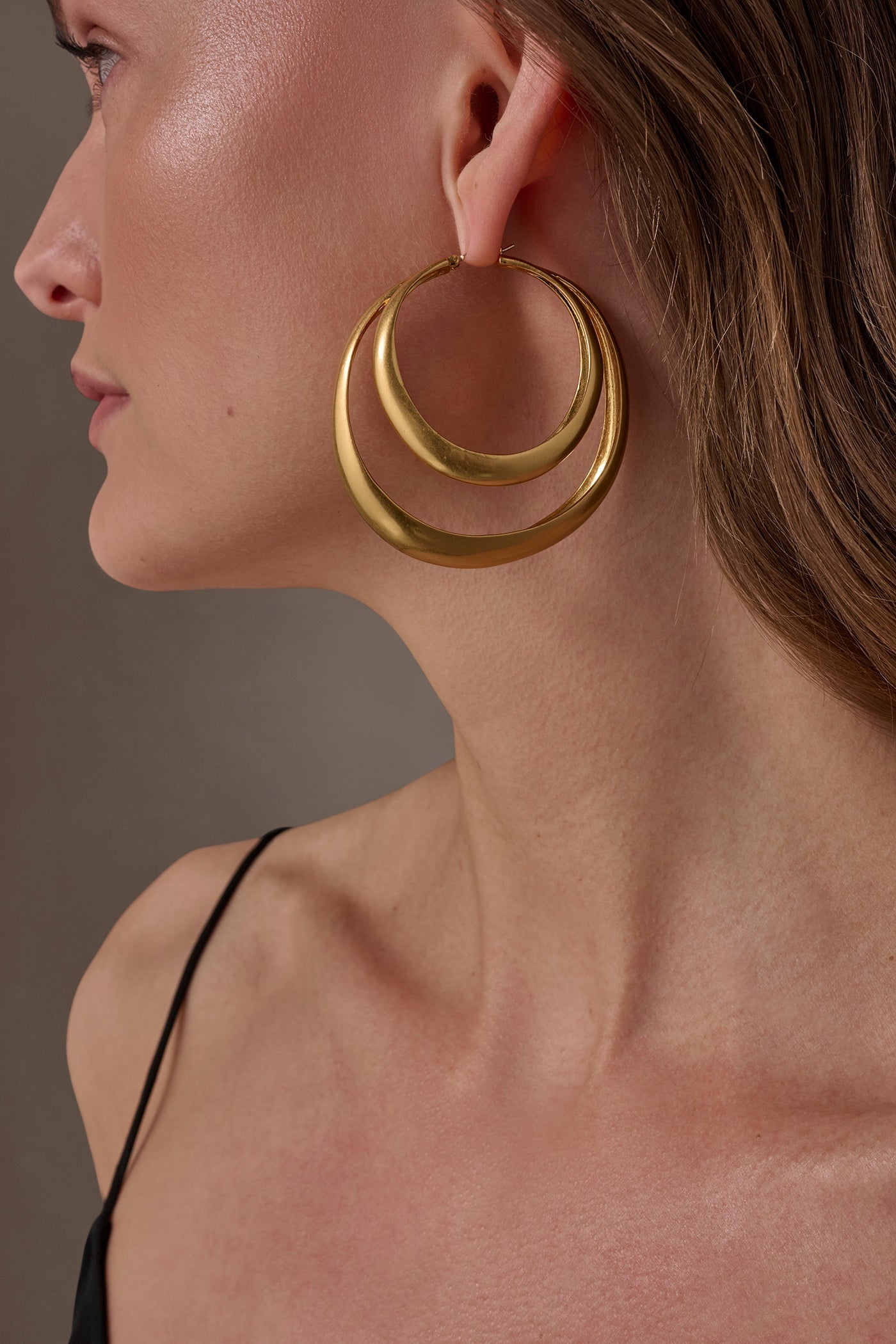 Gold ORGANIC MOLTEN MULTI ROW HOOP EARRING Donna Karan