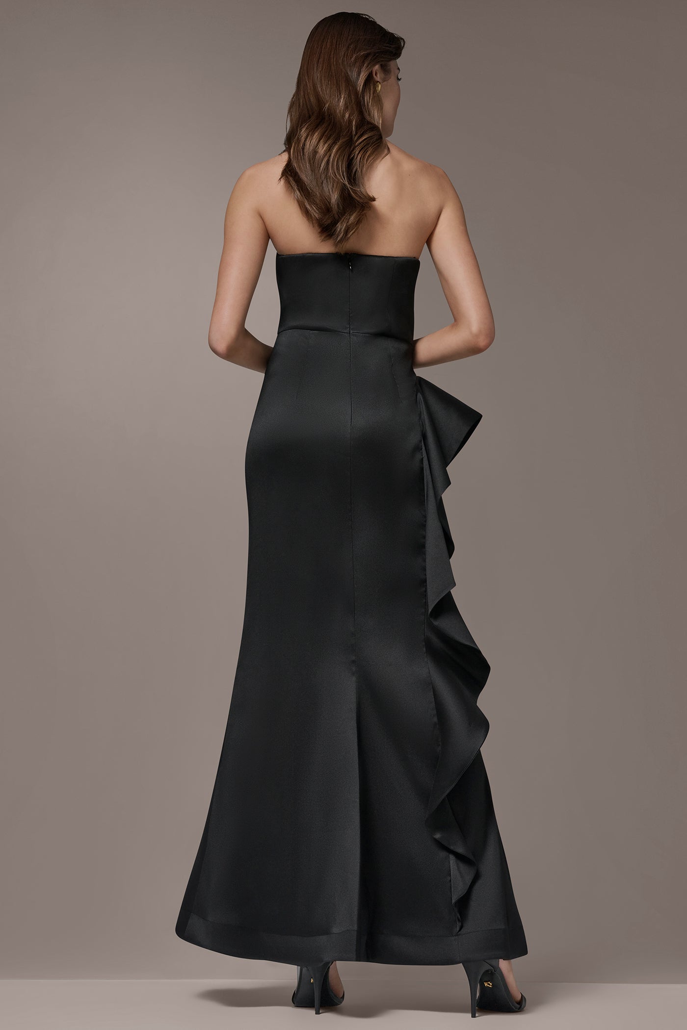Black TAFFETA STRAPLESS RUFFLE GOWN Donna Karan