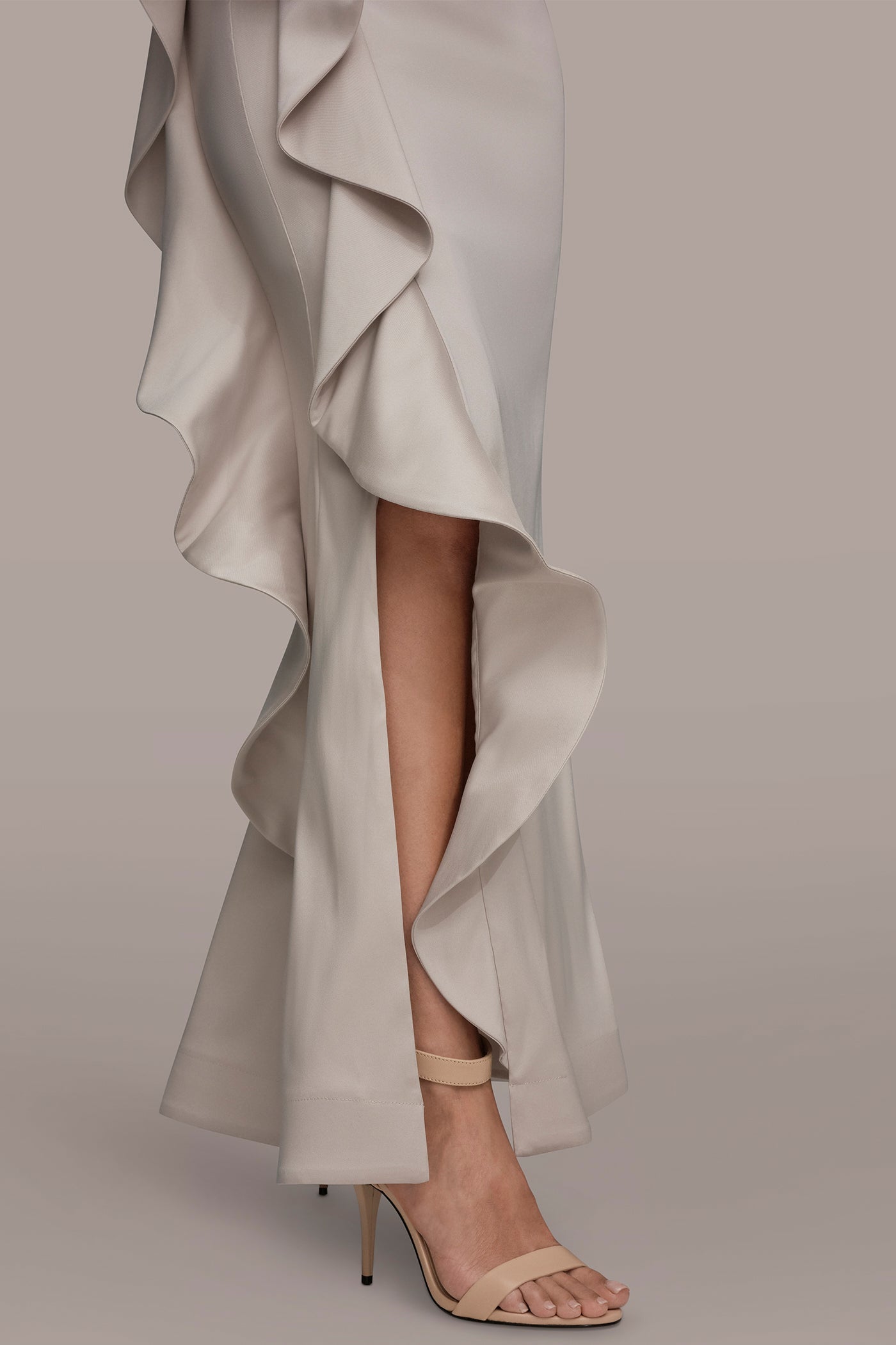 Sand TAFFETA STRAPLESS RUFFLE GOWN Donna Karan