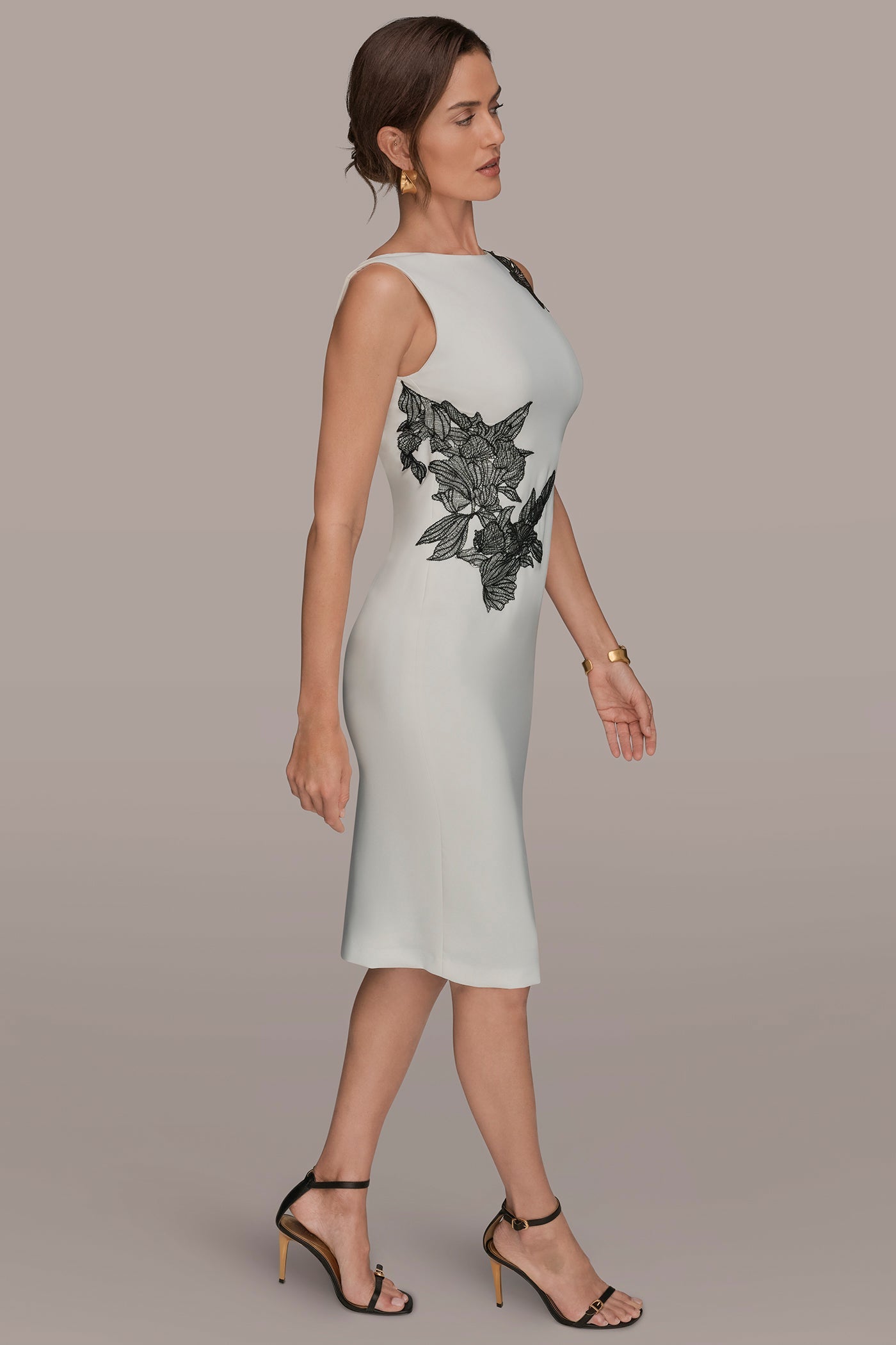 Cream/Black FLORAL APPLIQUÉ SLEEVELESS COWL-BACK SHEATH DRESS Donna Karan