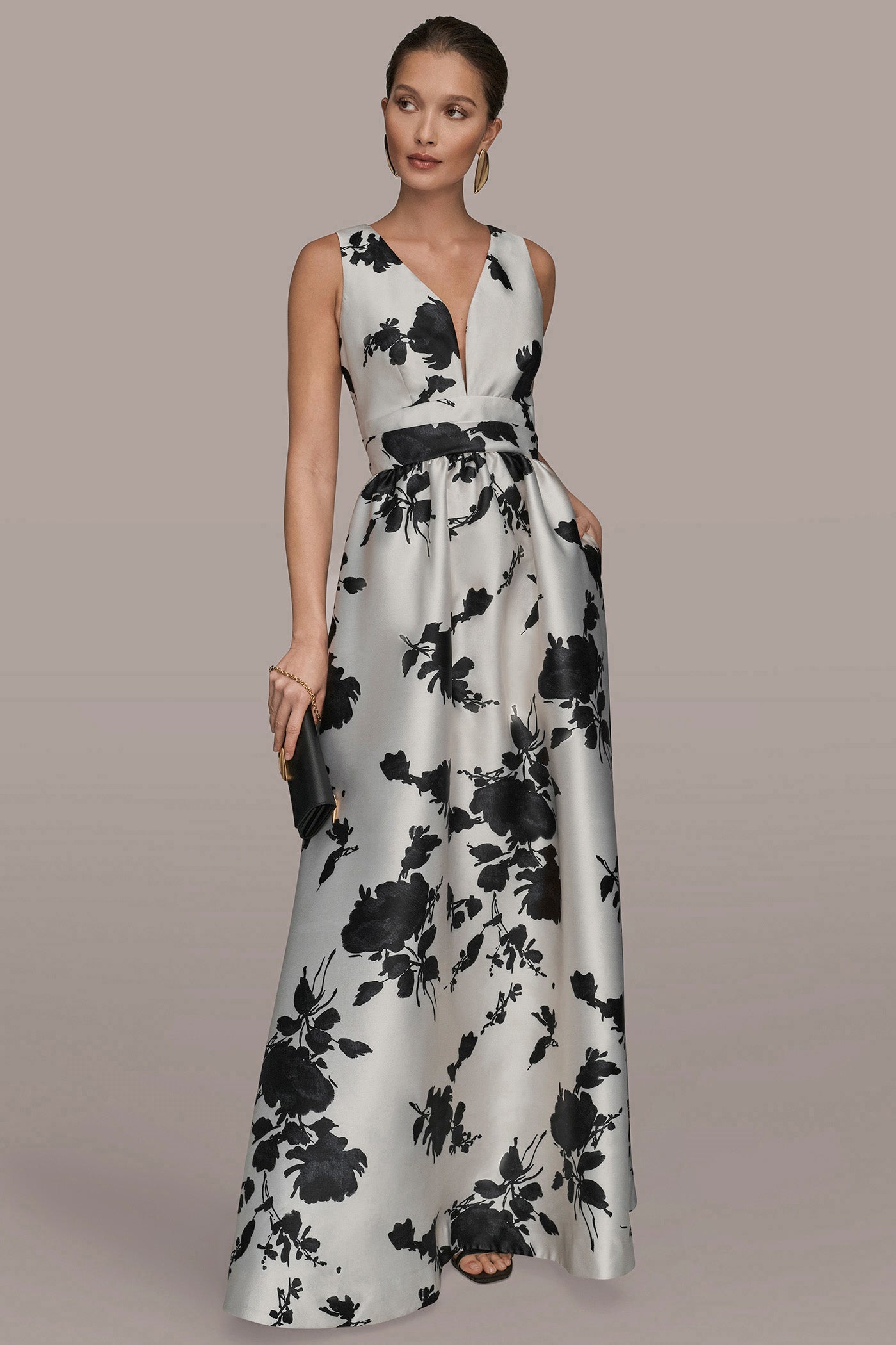 Cream/Black MIKADO SLEEVELESS V-NECK FLORAL GOWN Donna Karan