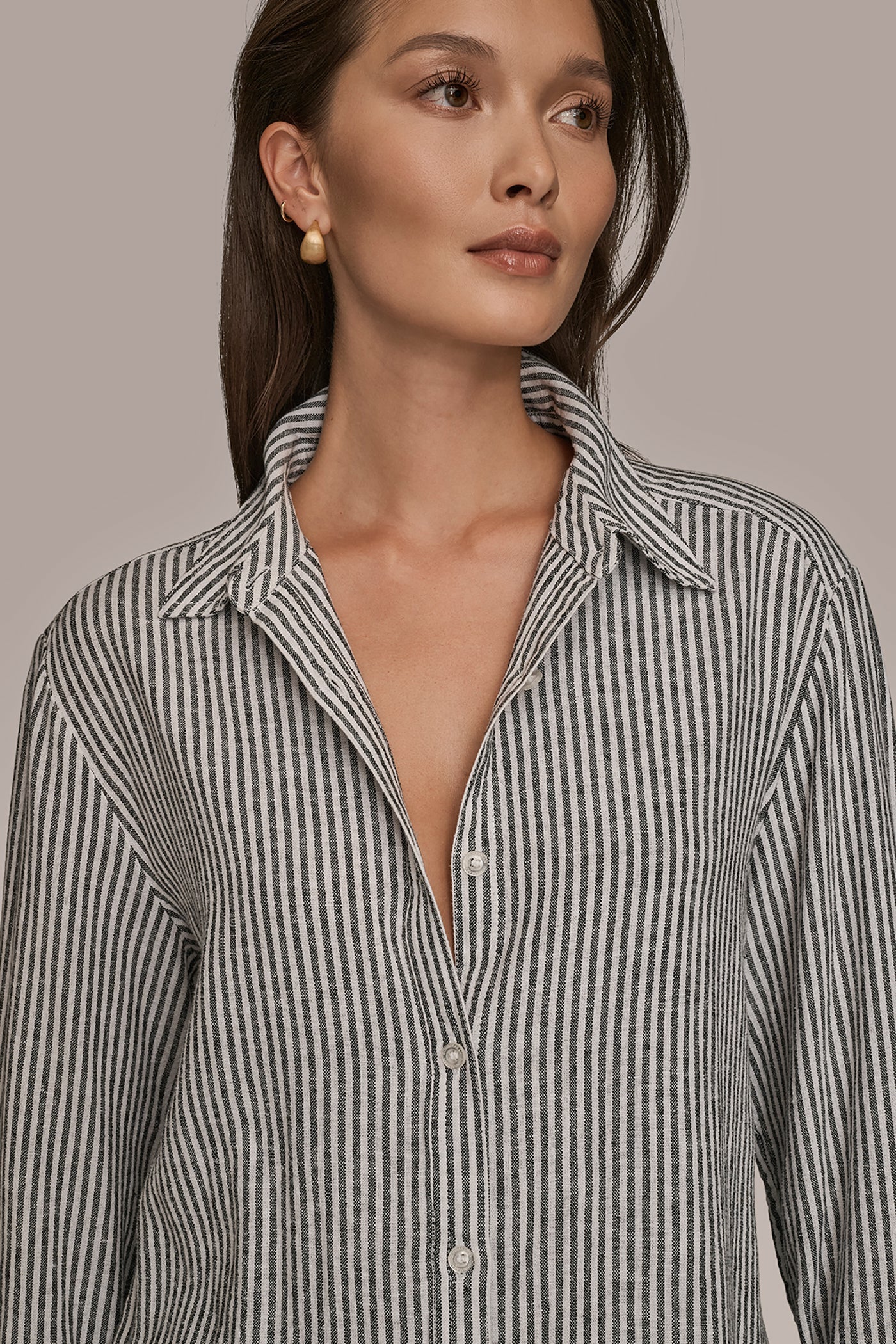THIN WHITE/BLACK STRIPE LINEN-BLEND STRIPED SHIRT Donna Karan