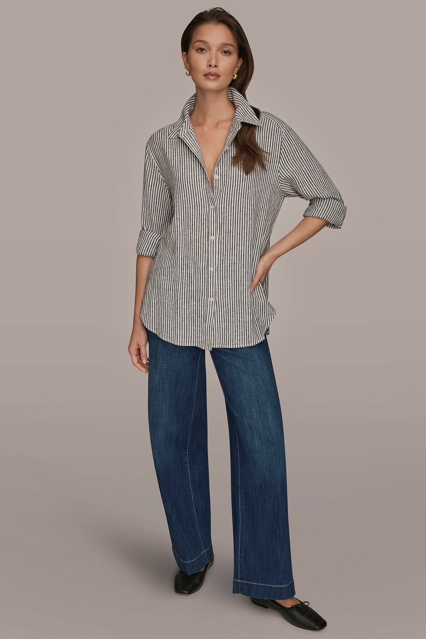 THIN WHITE/BLACK STRIPE LINEN-BLEND STRIPED SHIRT Donna Karan