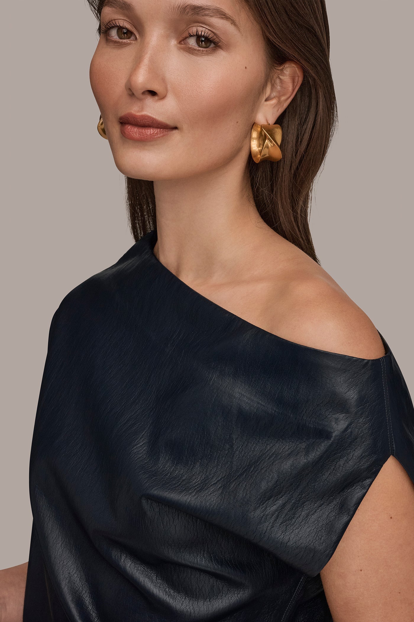 Nightfall ASYMMETRIC ANGLE HEM TOP Donna Karan