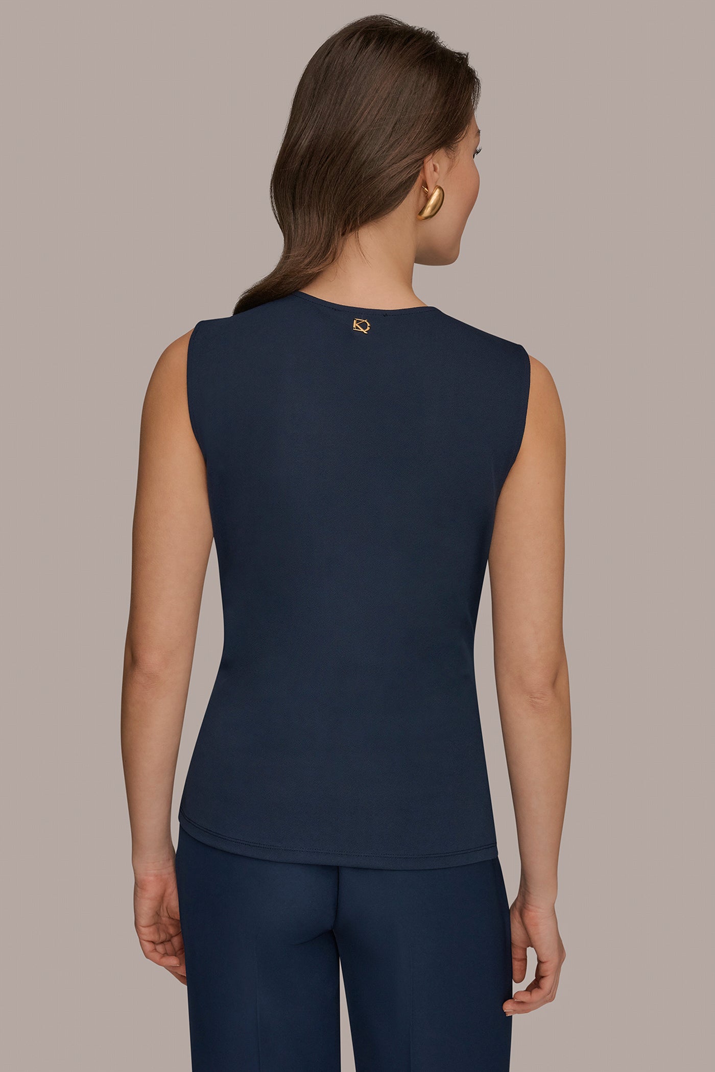 Nightfall DEEP V-NECK BUCKLE BLOUSE Donna Karan