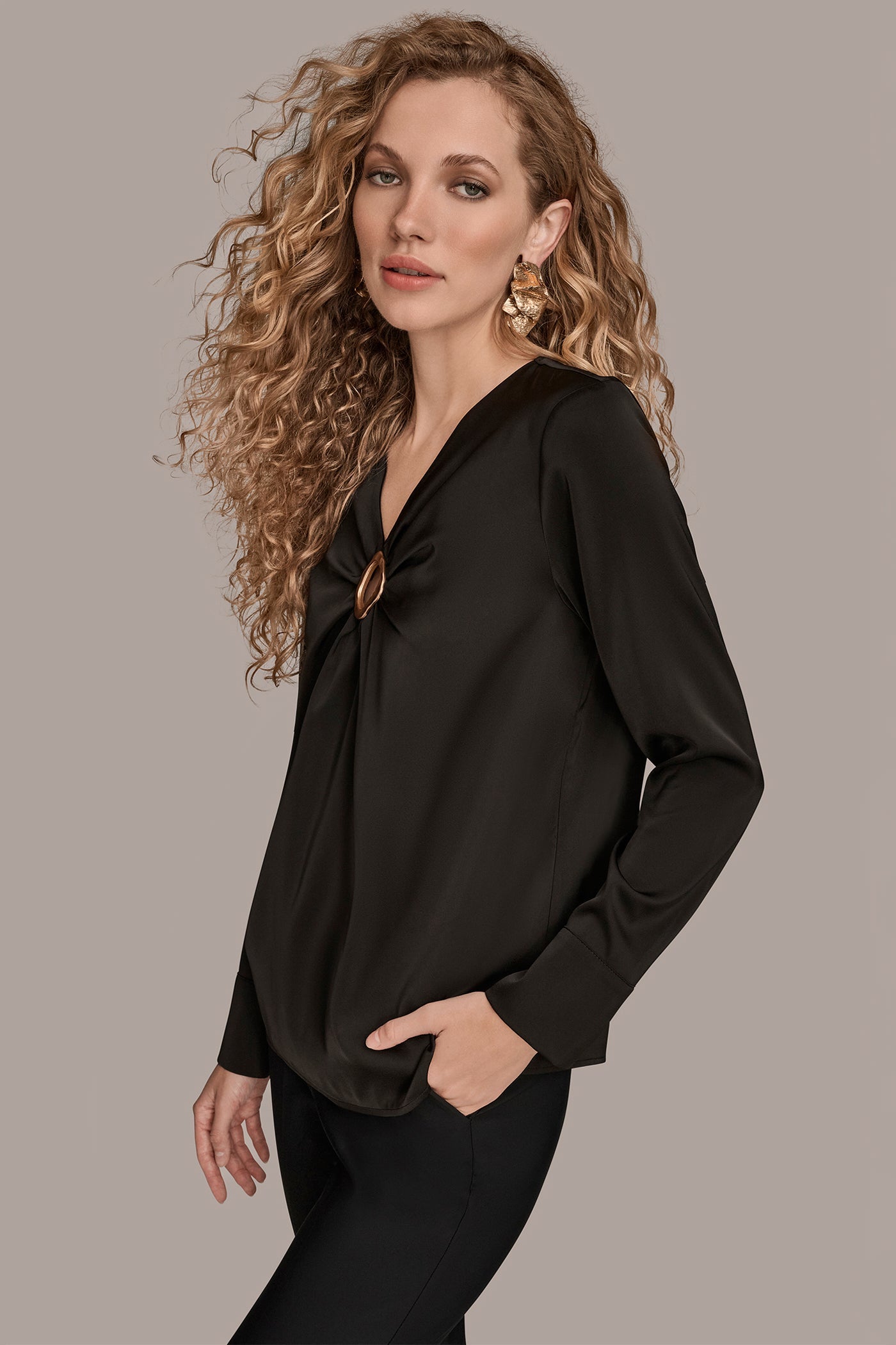 Black LONG SLEEVE RING V-NECK BLOUSE Donna Karan
