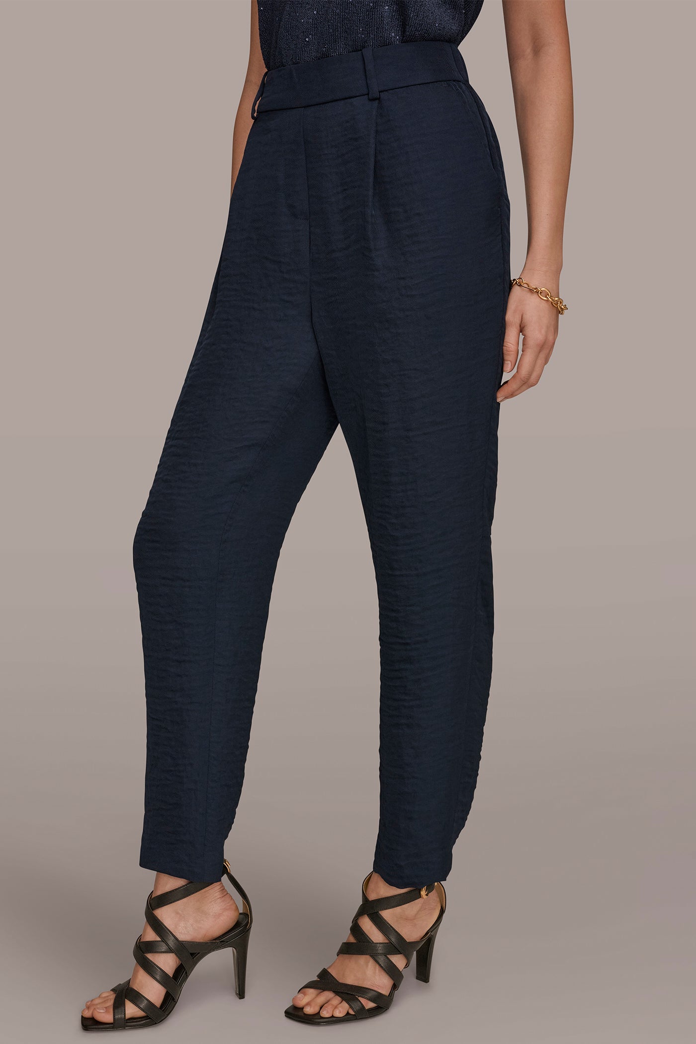 NIGHTFALL PLEATED STRAIGHT PANT Donna Karan