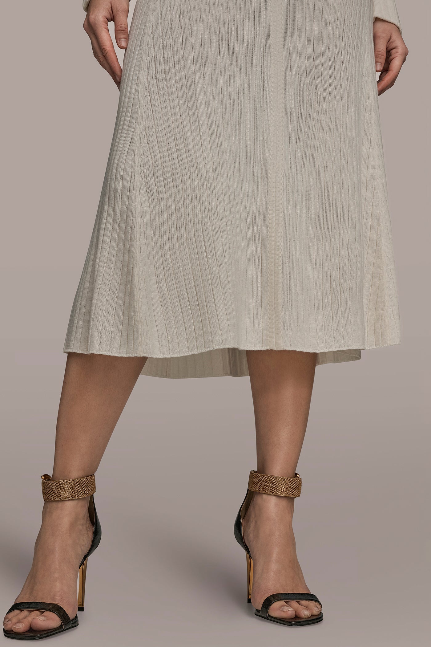 CREAM SEAMED MIDI A-LINE SWEATER SKIRT Donna Karan