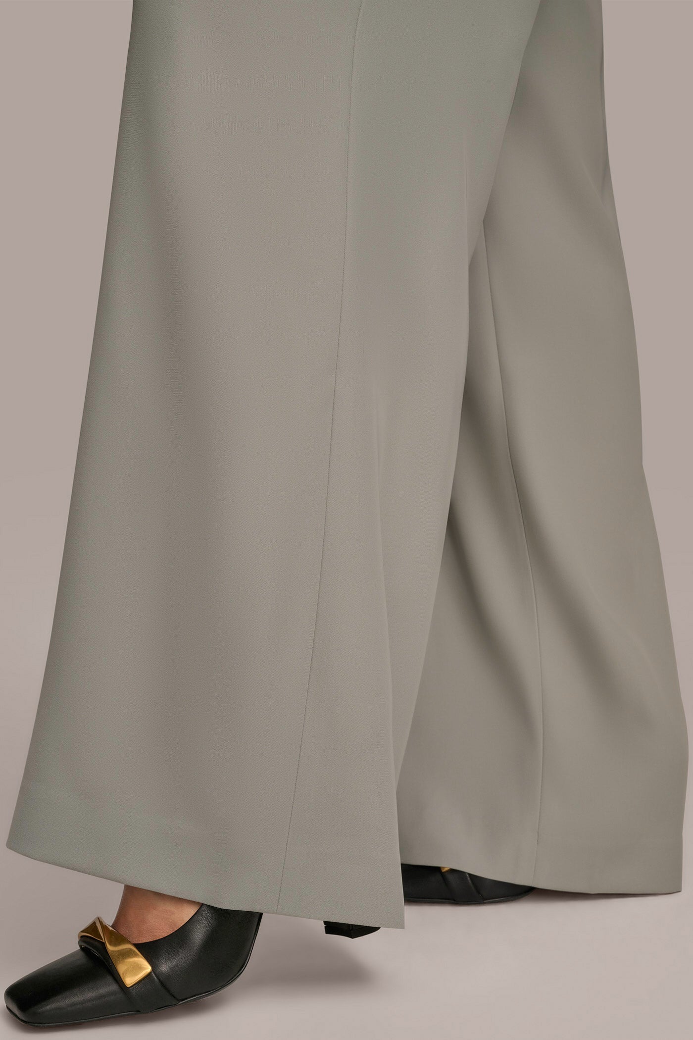 WEATHERED SAGE EXTRA HIGH-RISE PLEATED WIDE-LEG PANT Donna Karan