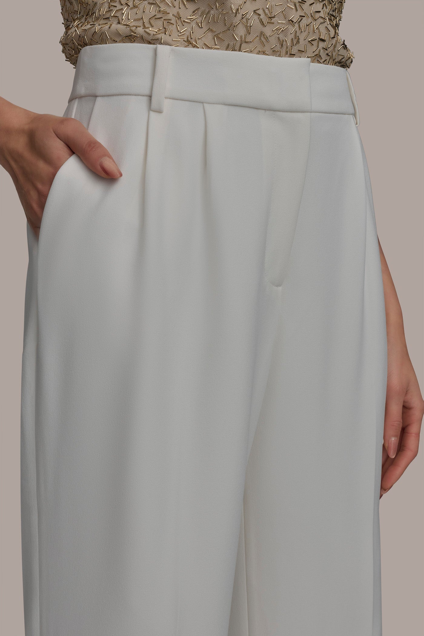 CREAM WIDE PANT WITH PLEATS Donna Karan