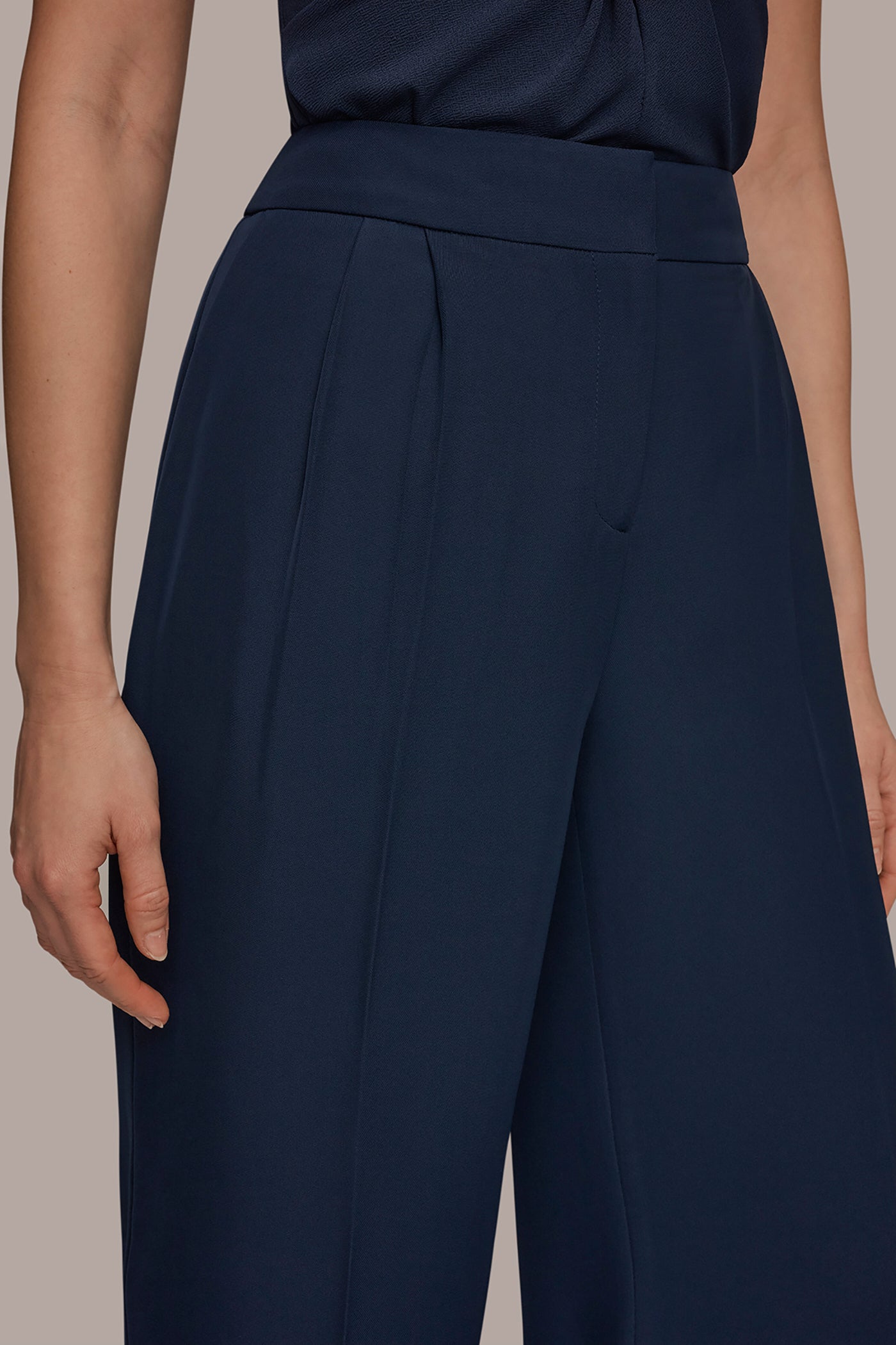Nightfall MID-RISE PLEATED WIDE-LEG SUIT PANT Donna Karan