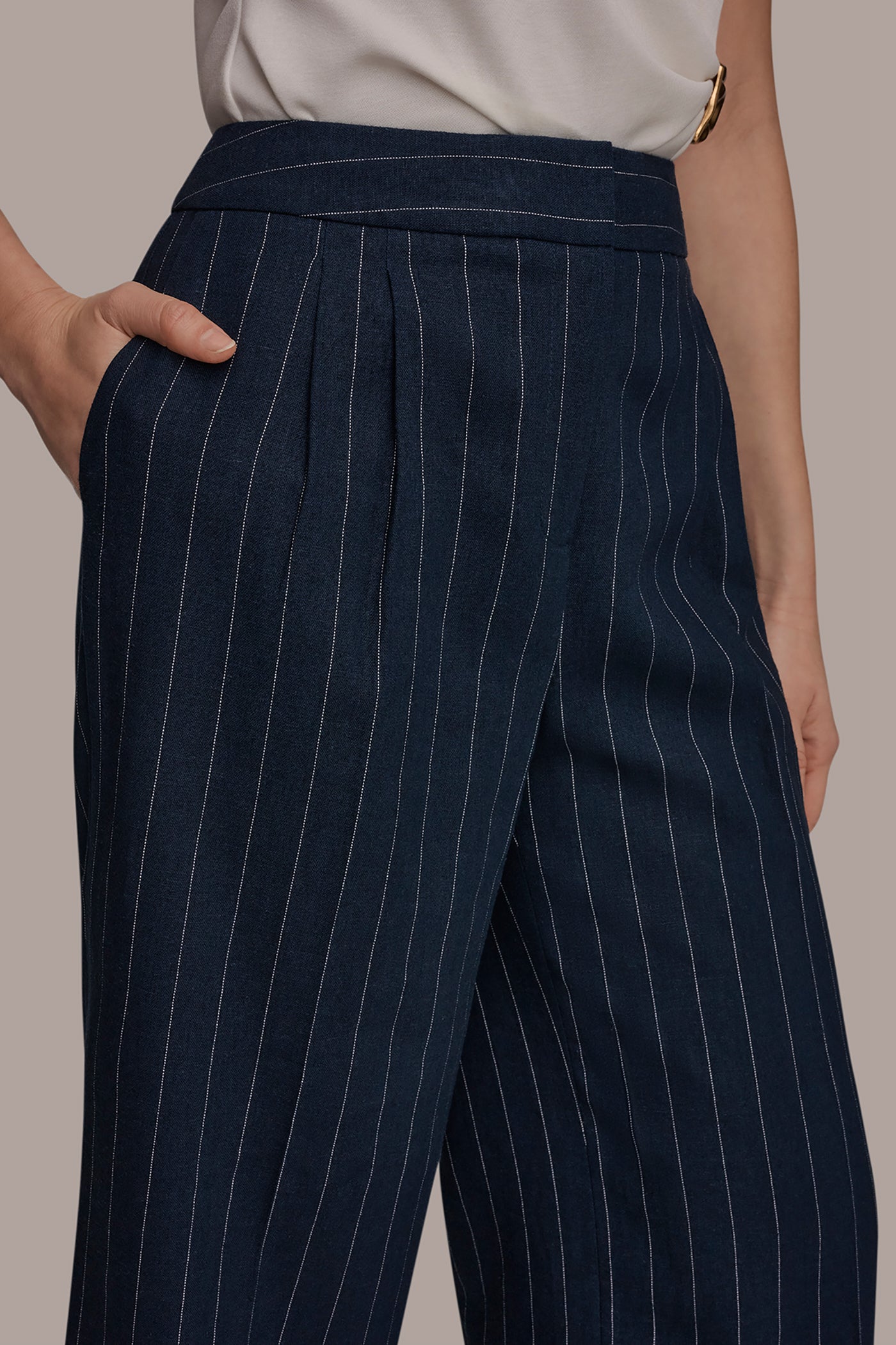 Nightfall/Cream LINEN-BLEND PINSTRIPE WIDE-LEG SUIT PANT Donna Karan