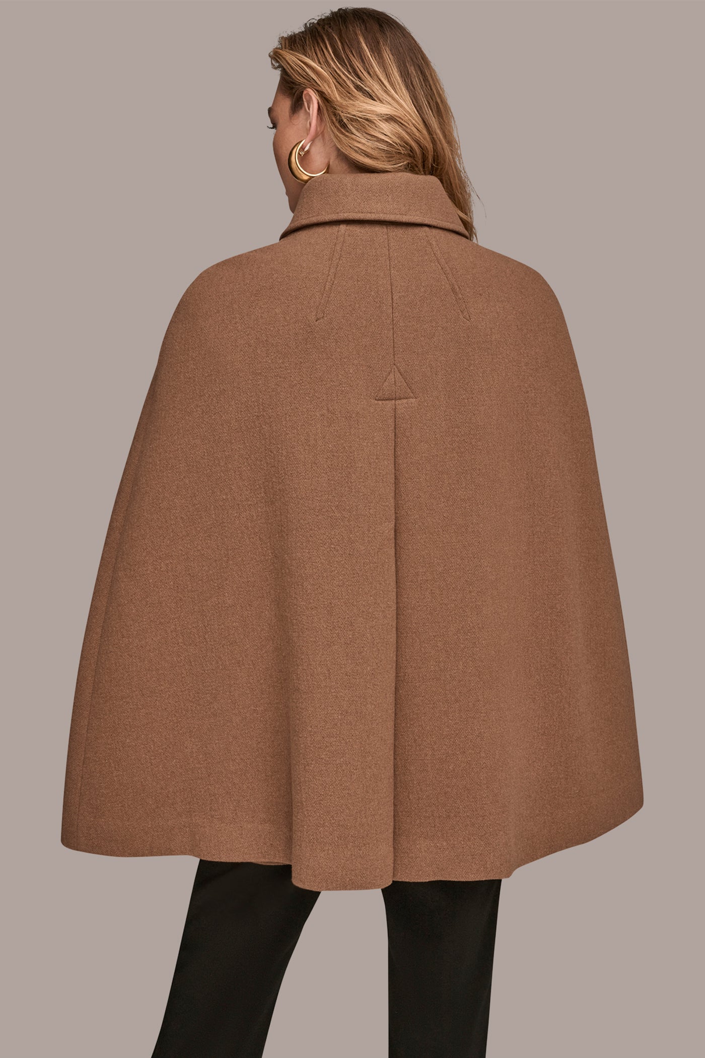 CAMEL CAPE COAT Donna Karan