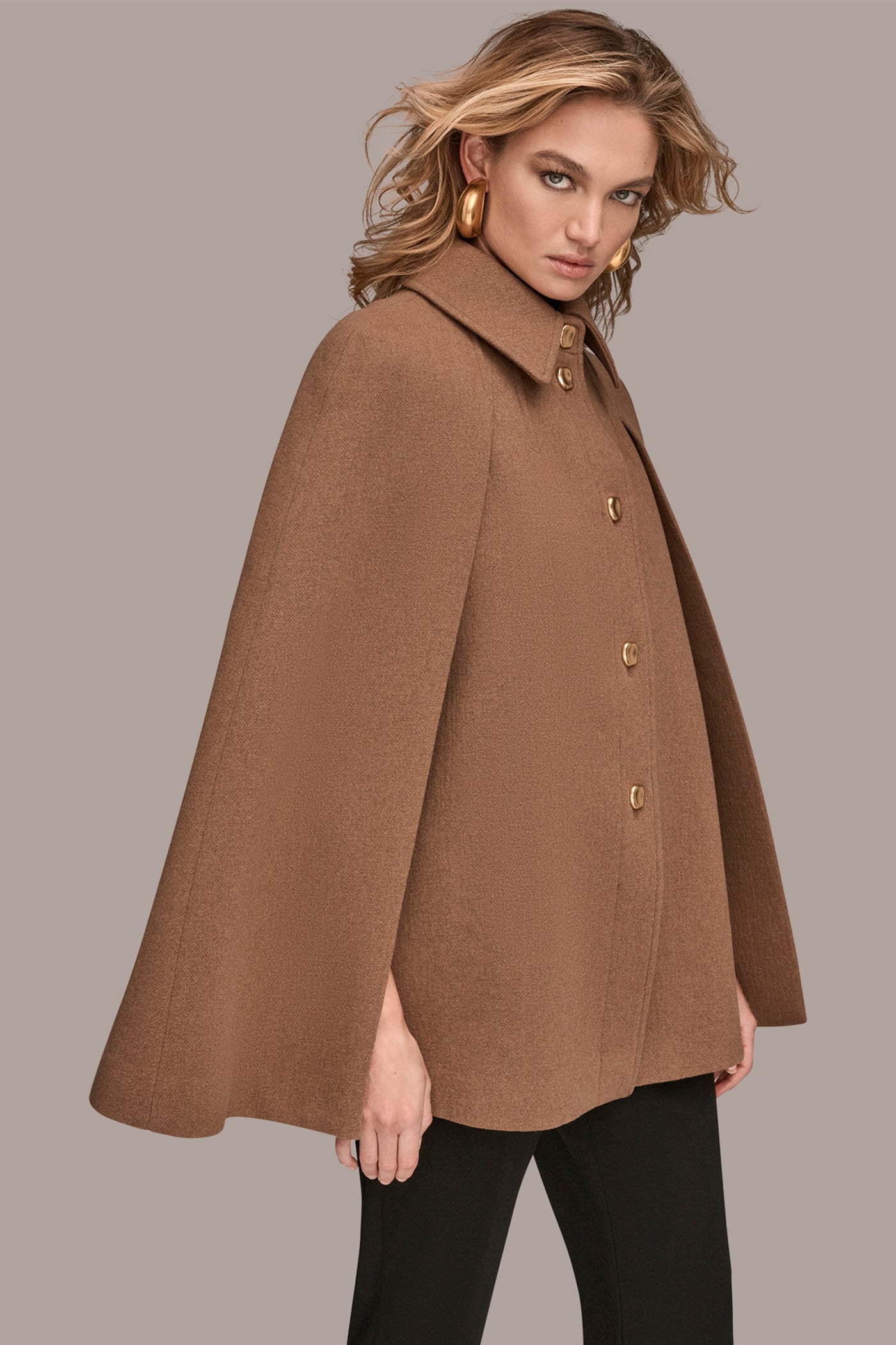 CAMEL CAPE COAT Donna Karan