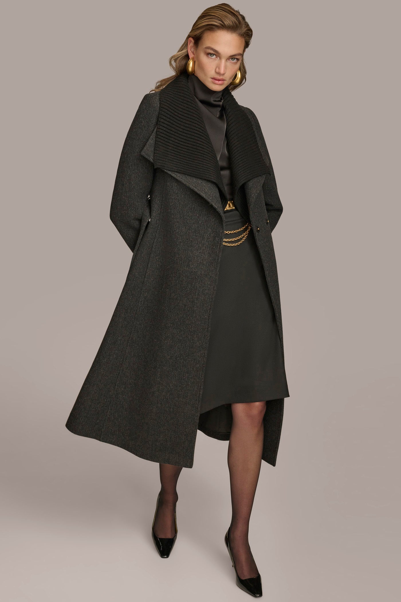 Black WOOL COAT Donna Karan