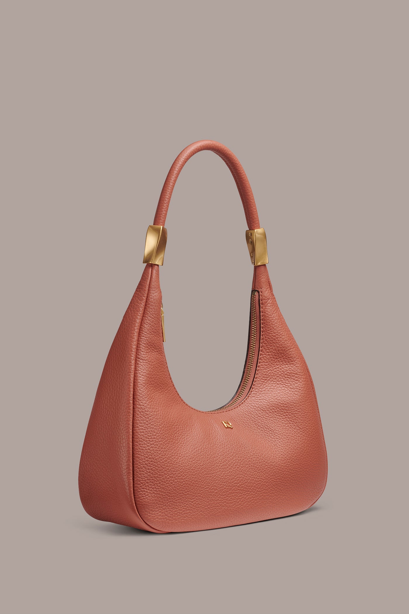 Amber QUOGUE LEATHER SHOULDER BAG Donna Karan