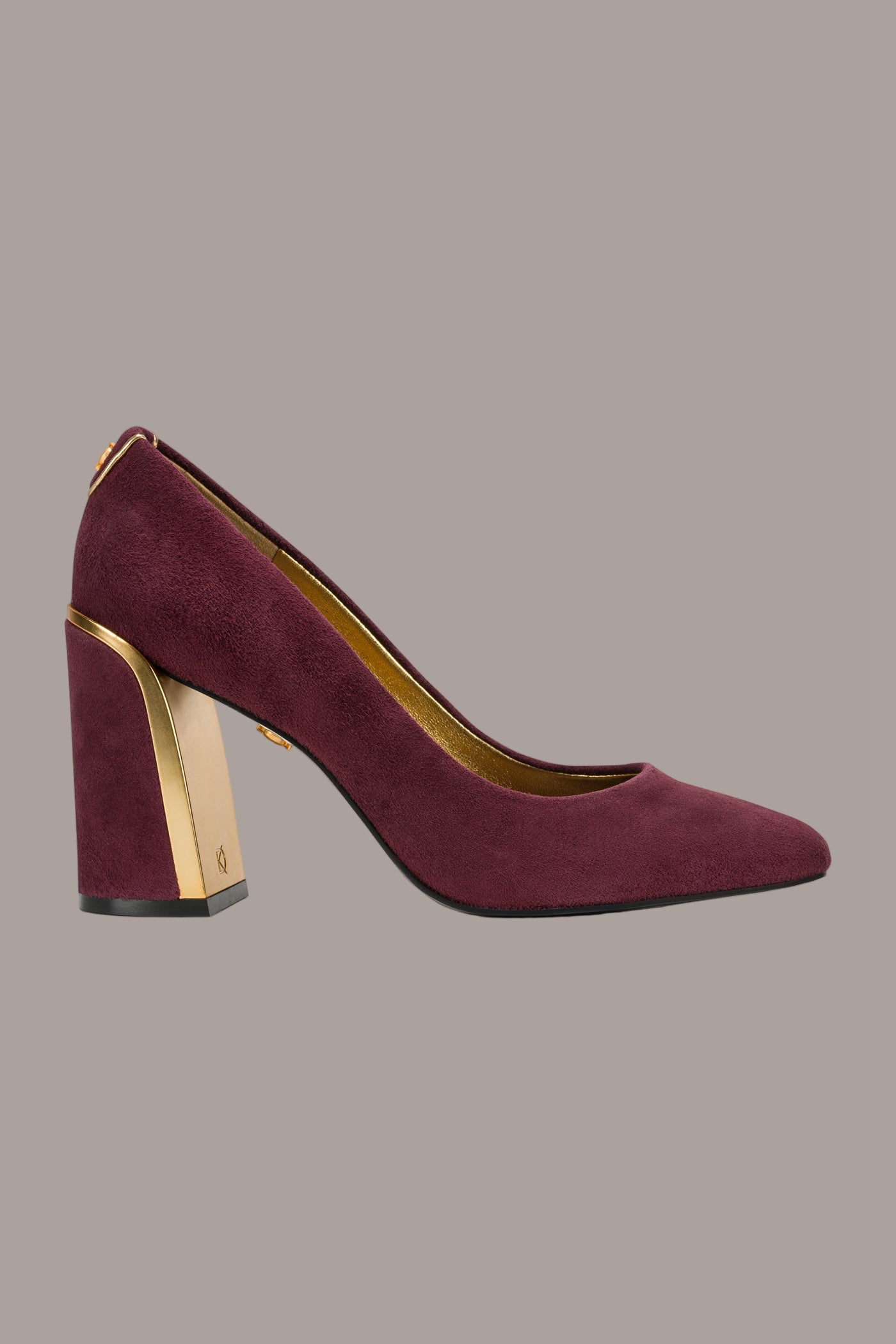 WINE ROMINA HIGH PUMP Donna Karan