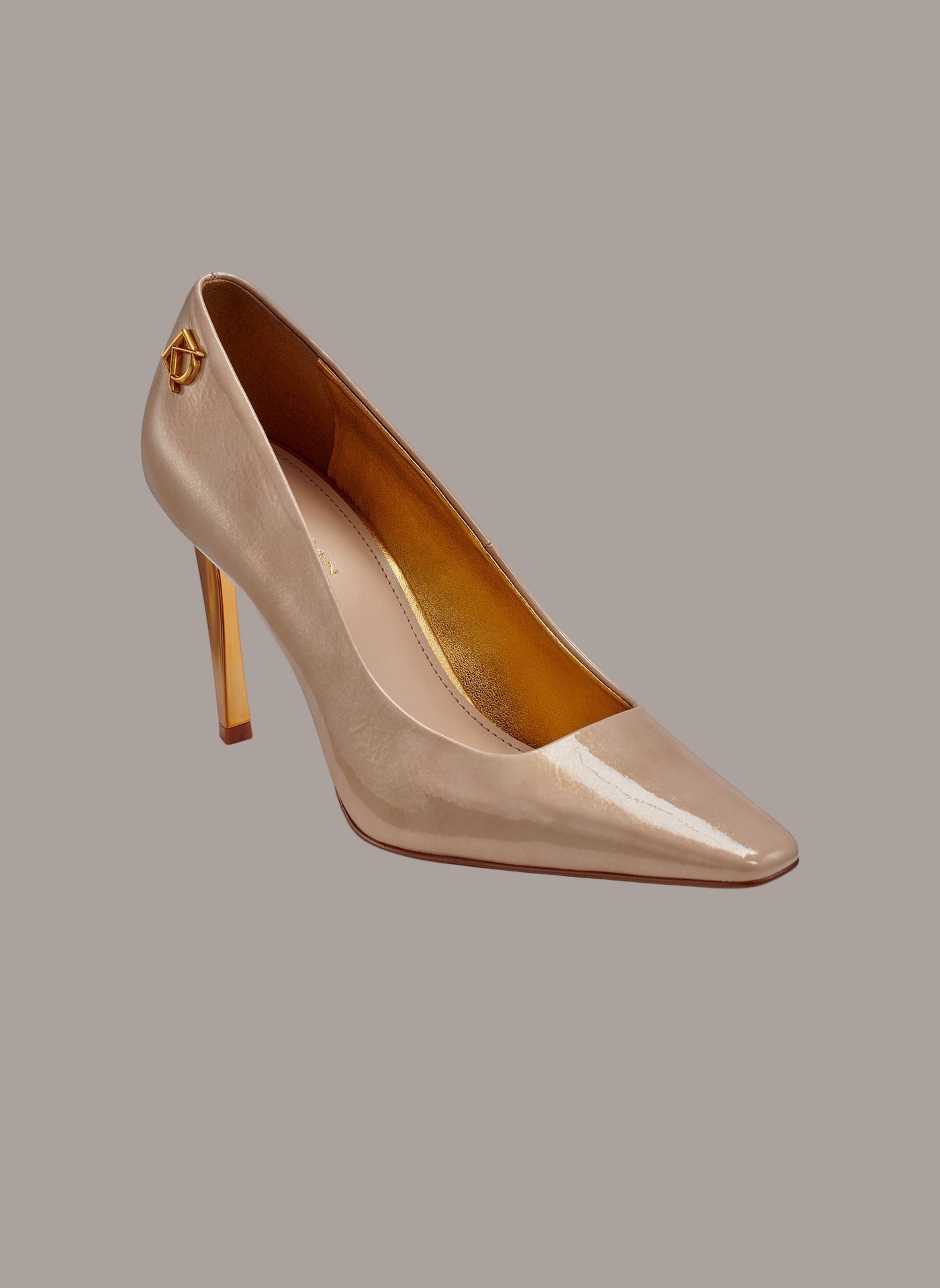 NUDE SAVITA HIGH PUMP Donna Karan