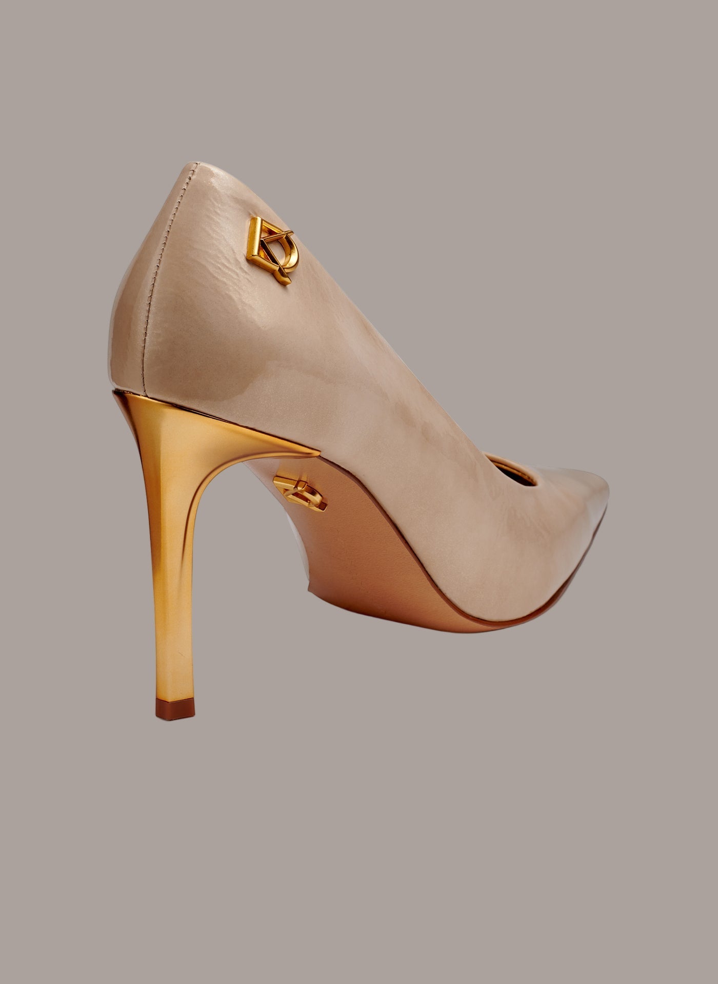 NUDE SAVITA HIGH PUMP Donna Karan